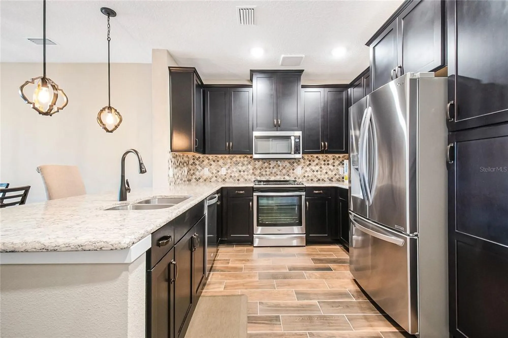 Property Slideshow image 11 of 55 | 7573 laureate blvd unit 1305, Orlando, FL, 32827