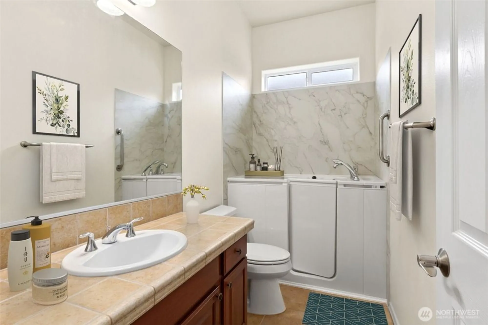 Property Slideshow image 19 of 36 | 8336 bainbridge loop, Lacey, WA, 98516