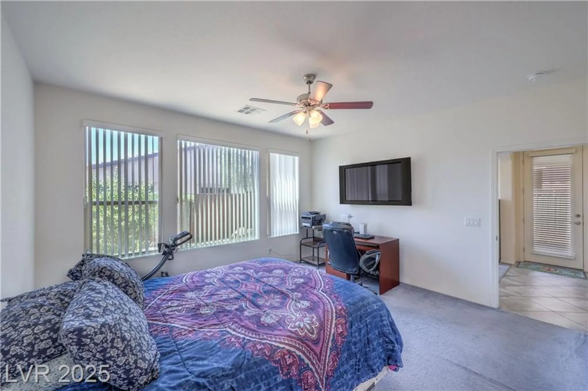 Property Slideshow image 26 of 41 | 3813 jasmine heights ave, North Las Vegas, NV, 89081