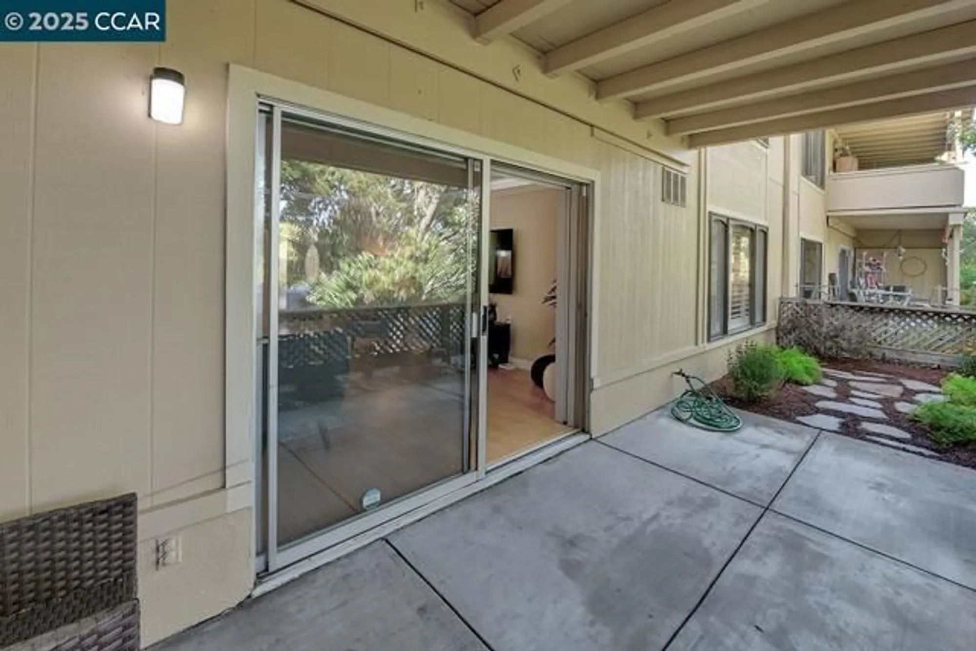 Property Slideshow image 22 of 53 | 1136 rockledge ln apt 6, Walnut Creek, CA, 94595