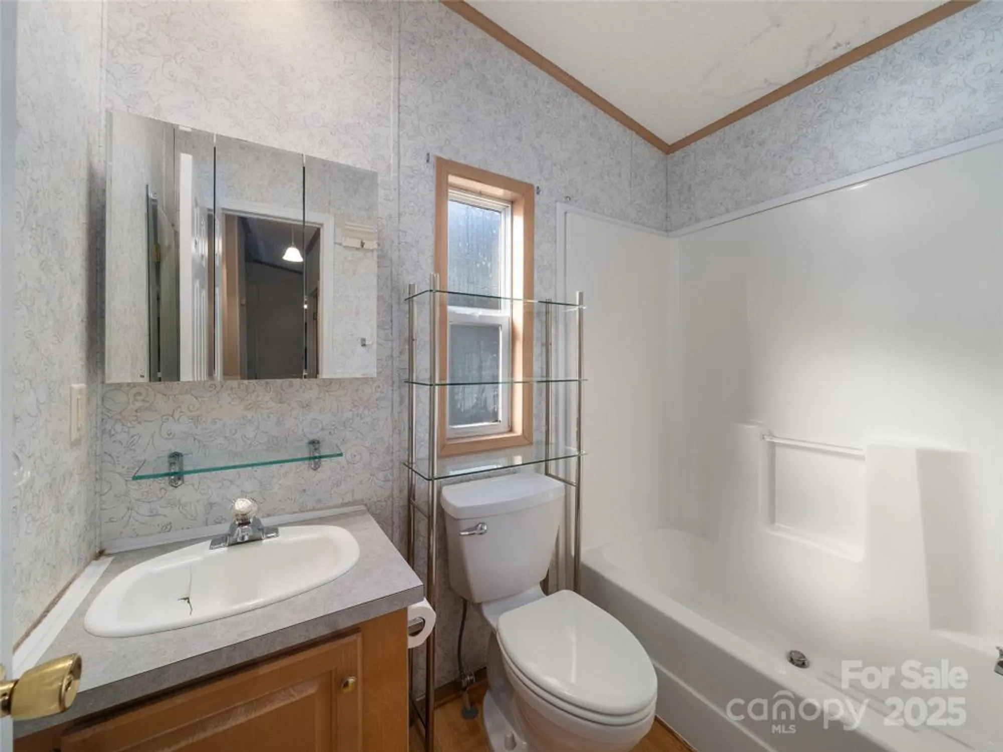 Property Slideshow image 13 of 42 | 236 white ash cir, Hendersonville, NC, 28739