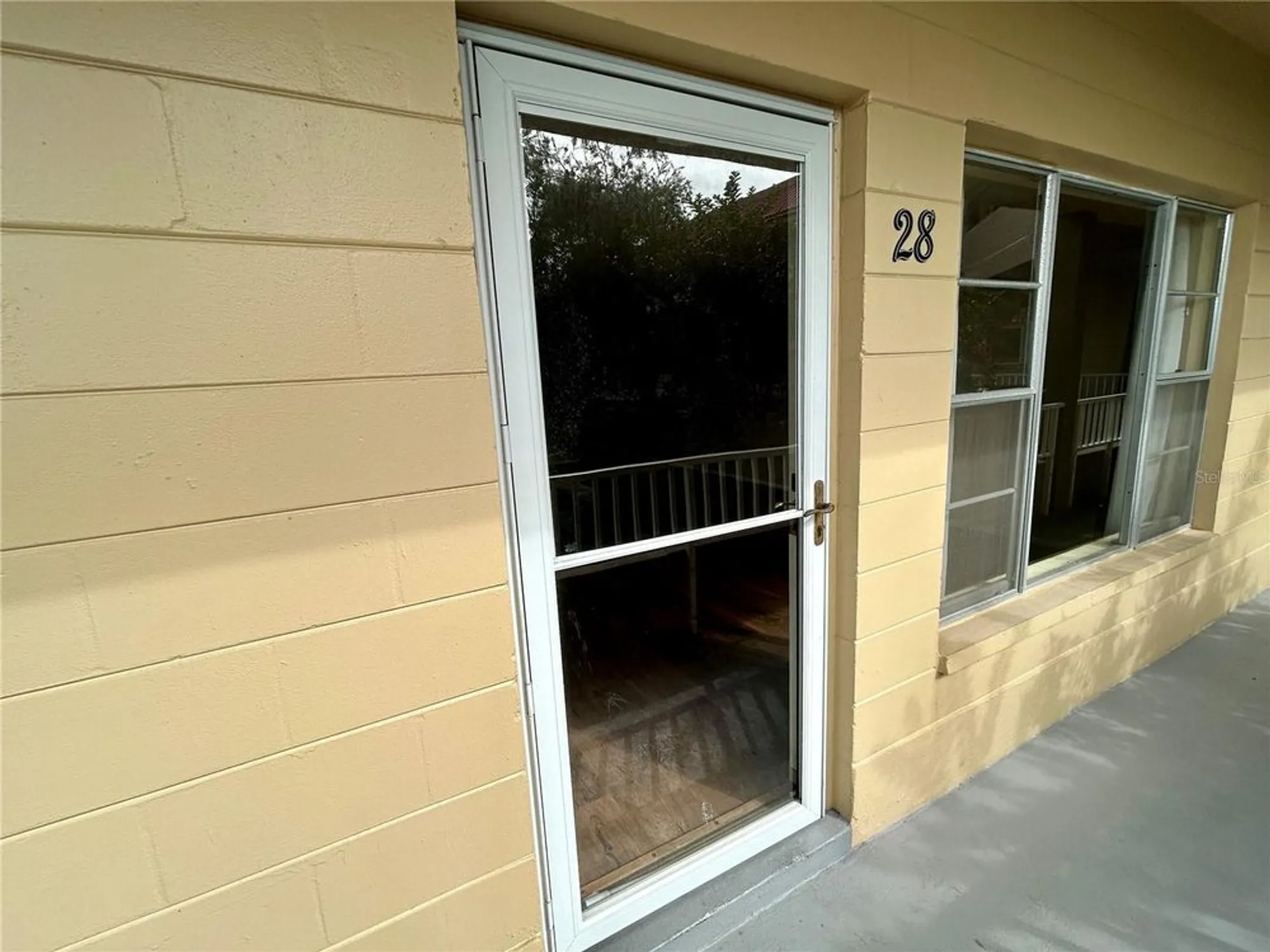 Property Slideshow image 3 of 48 | 2402 ecuadorian way apt 28, Clearwater, FL, 33763