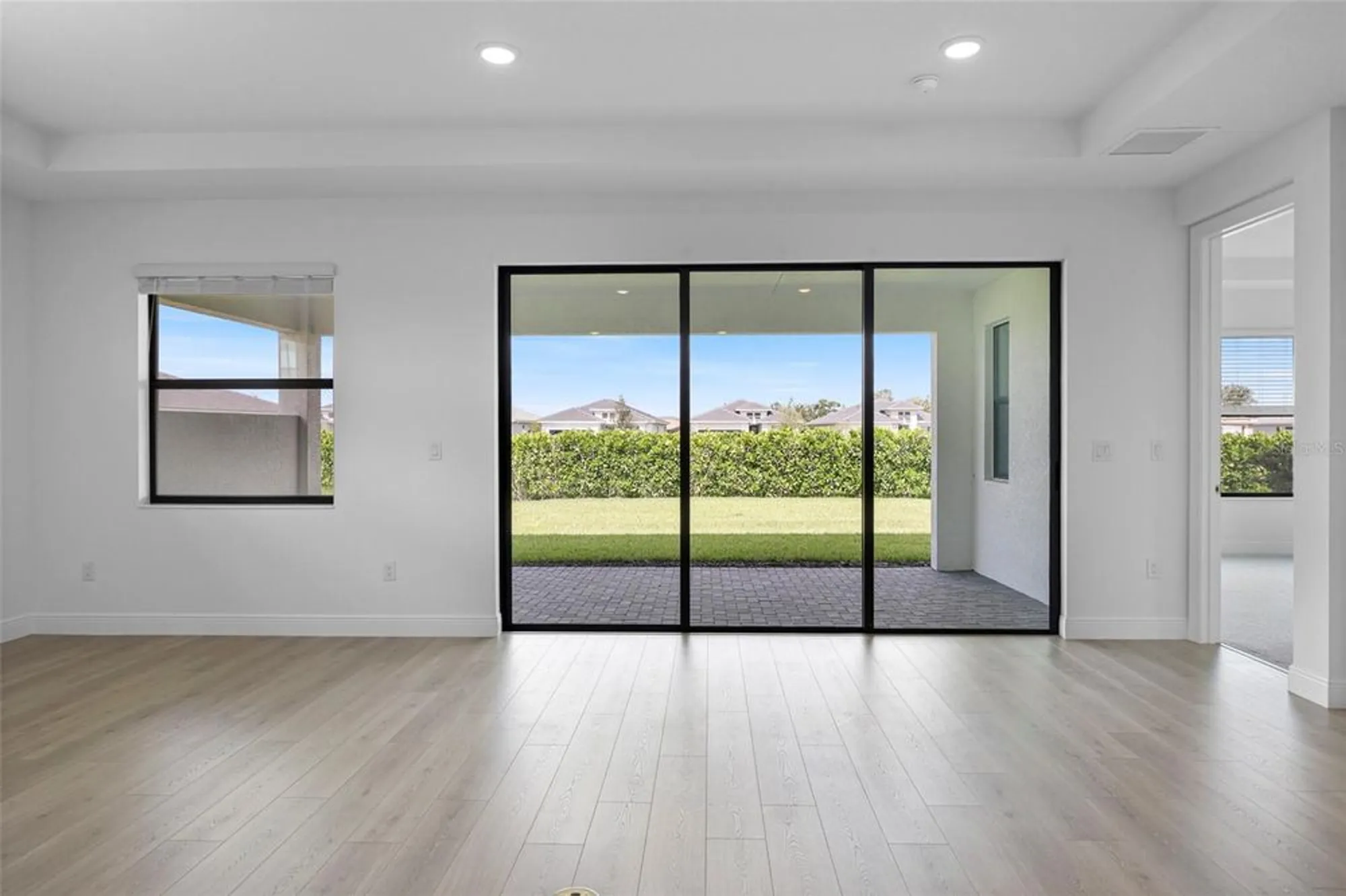 Property Slideshow image 20 of 62 | 18119 cresswind ter, Lakewood Ranch, FL, 34211