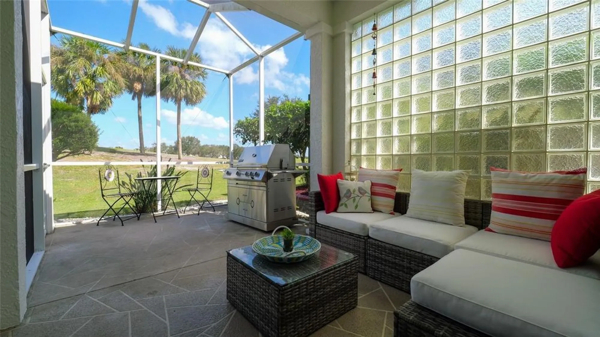 Property Slideshow image 31 of 48 | 443 noble faire dr, Sun City Center, FL, 33573