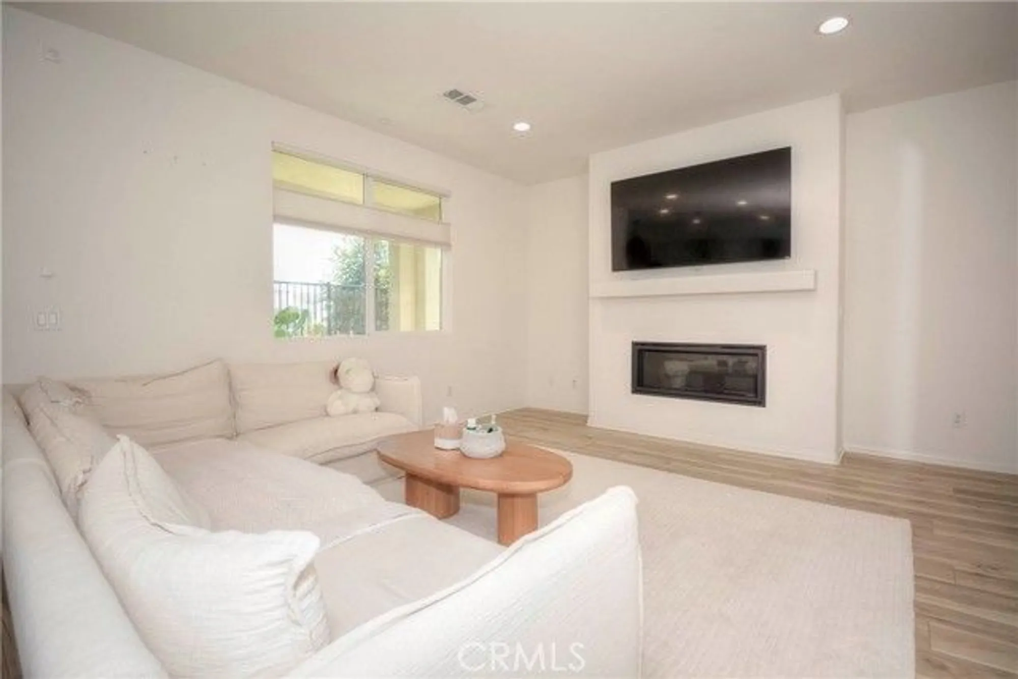 Property Slideshow image 7 of 45 | 24218 hillcrest dr, Corona, CA, 92883