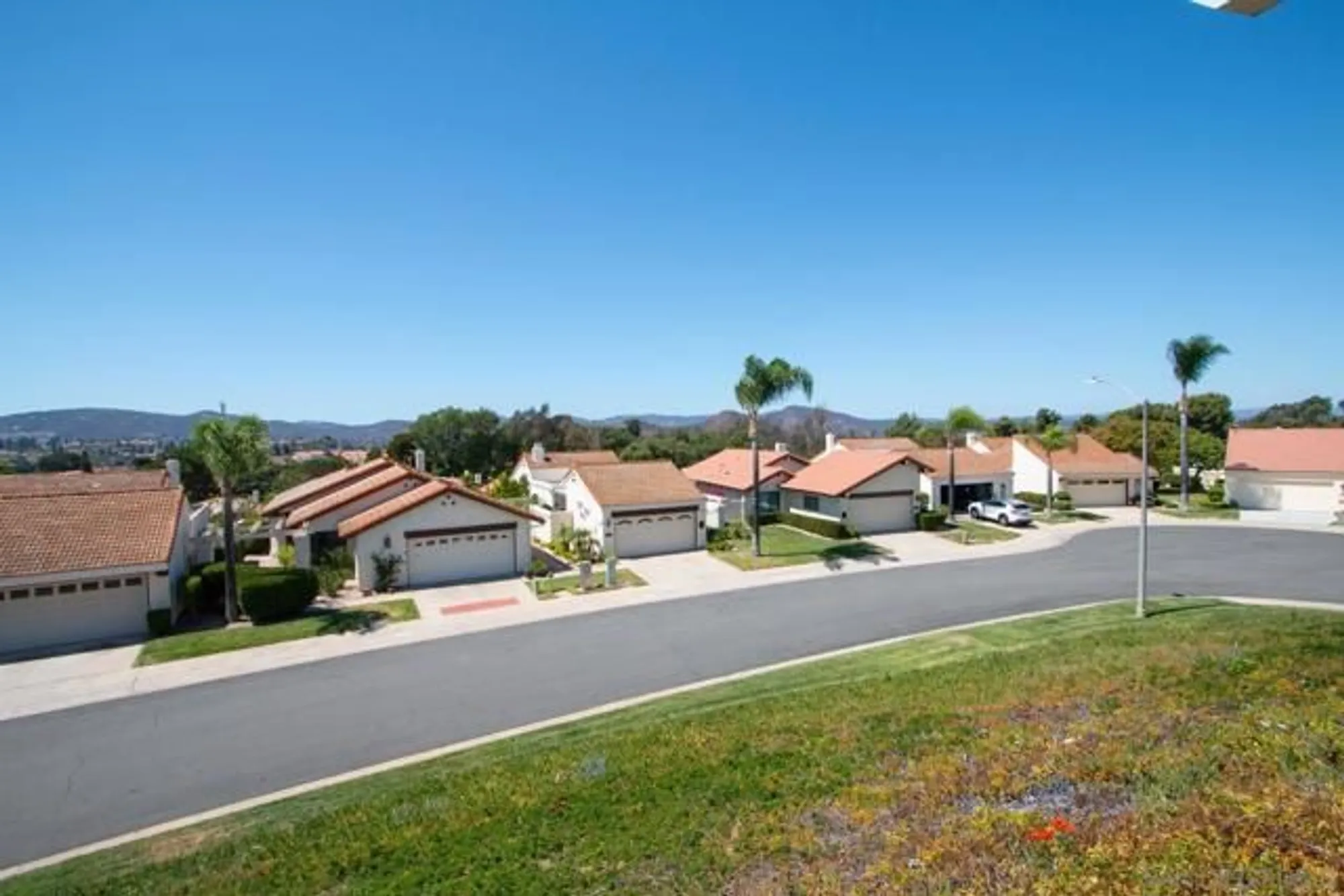 Property Slideshow image 17 of 41 | 17762 plaza acosta, San Diego, CA, 92128