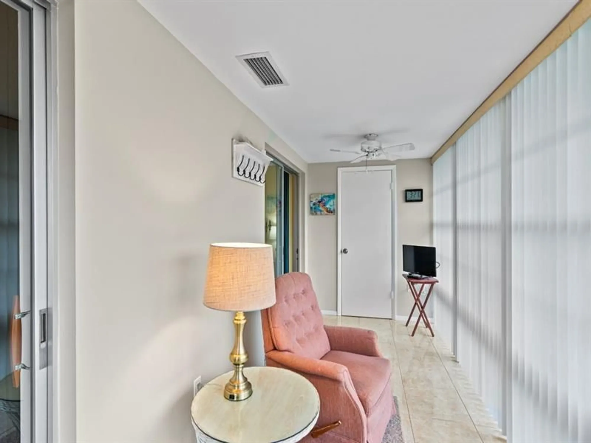 Property Slideshow image 20 of 39 | 5400 highway a1a apt i25, Vero Beach, FL, 32963