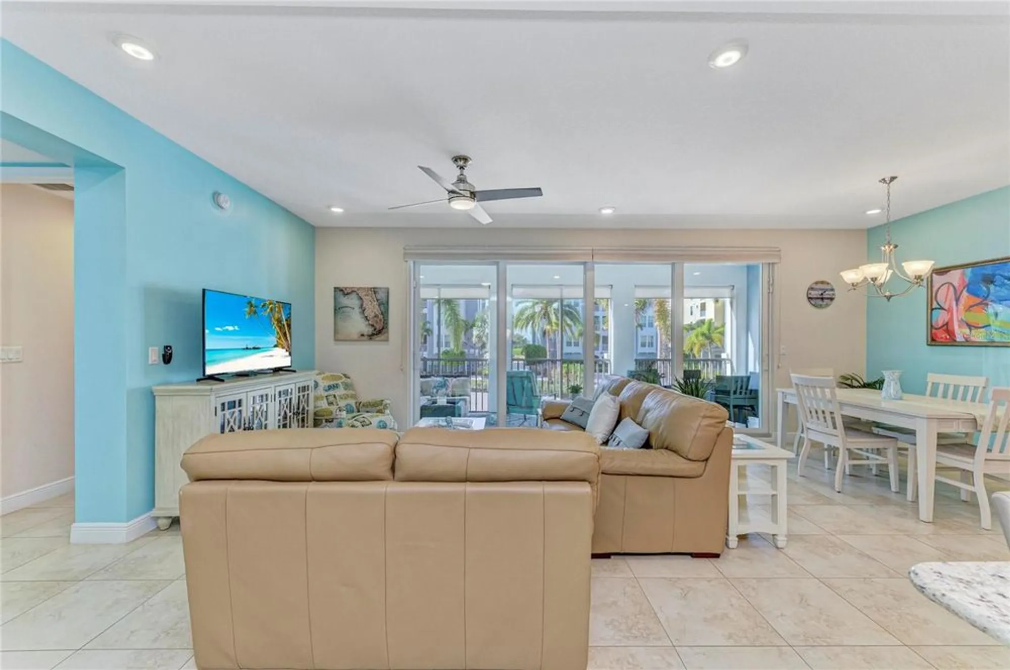 Property Slideshow image 8 of 100 | 391 aruba cir unit 101, Bradenton, FL, 34209