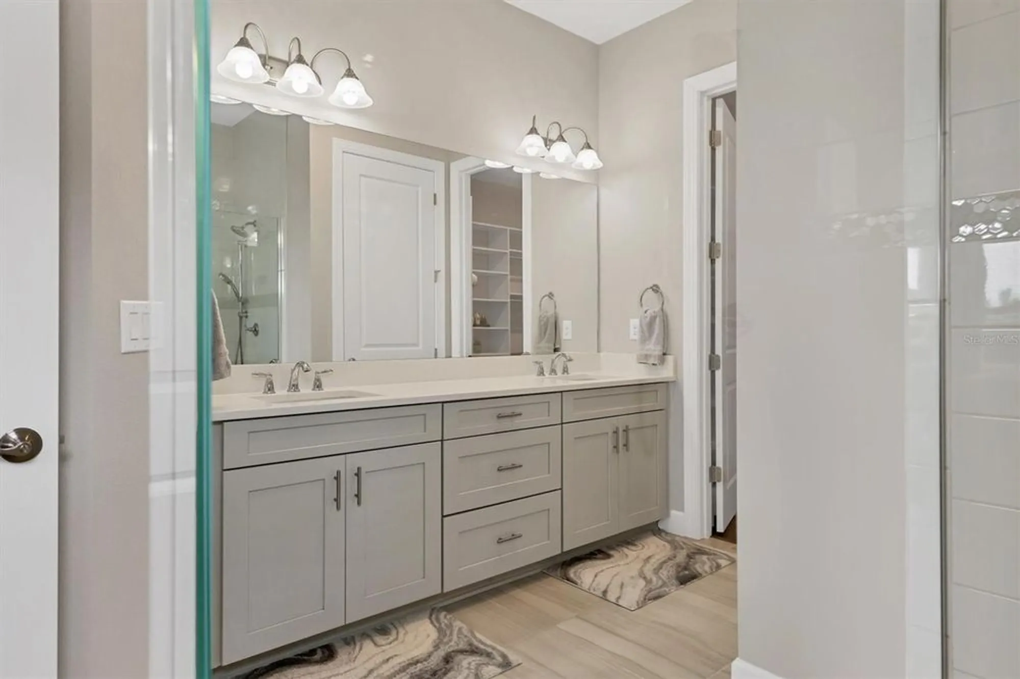 Property Slideshow image 20 of 71 | 10238 morning mist ln, Sarasota, FL, 34241