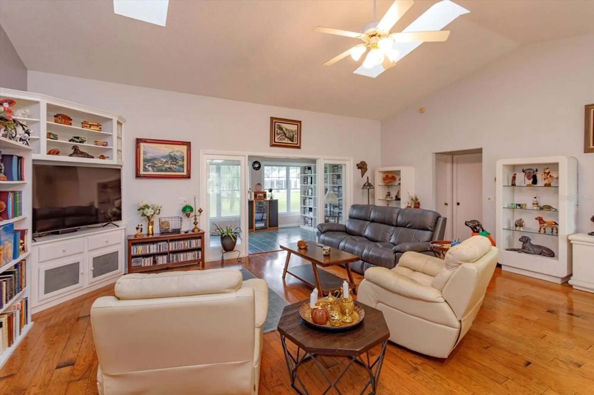 Property Slideshow image 4 of 26 | 26126 newcombe cir, Leesburg, FL, 34748