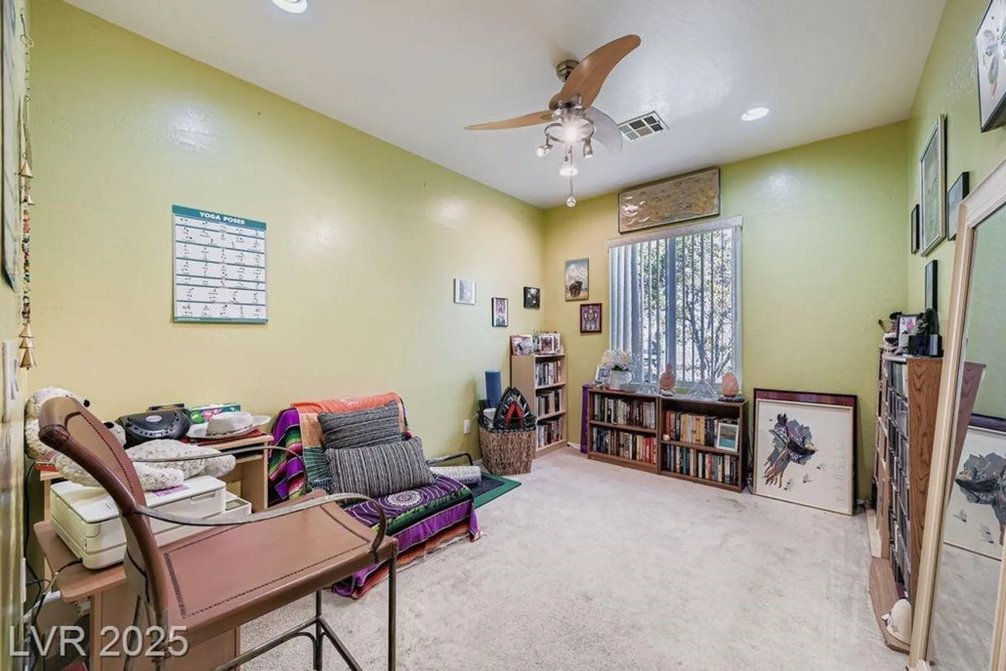 Property Slideshow image 32 of 39 | 2515 jada dr, Henderson, NV, 89044