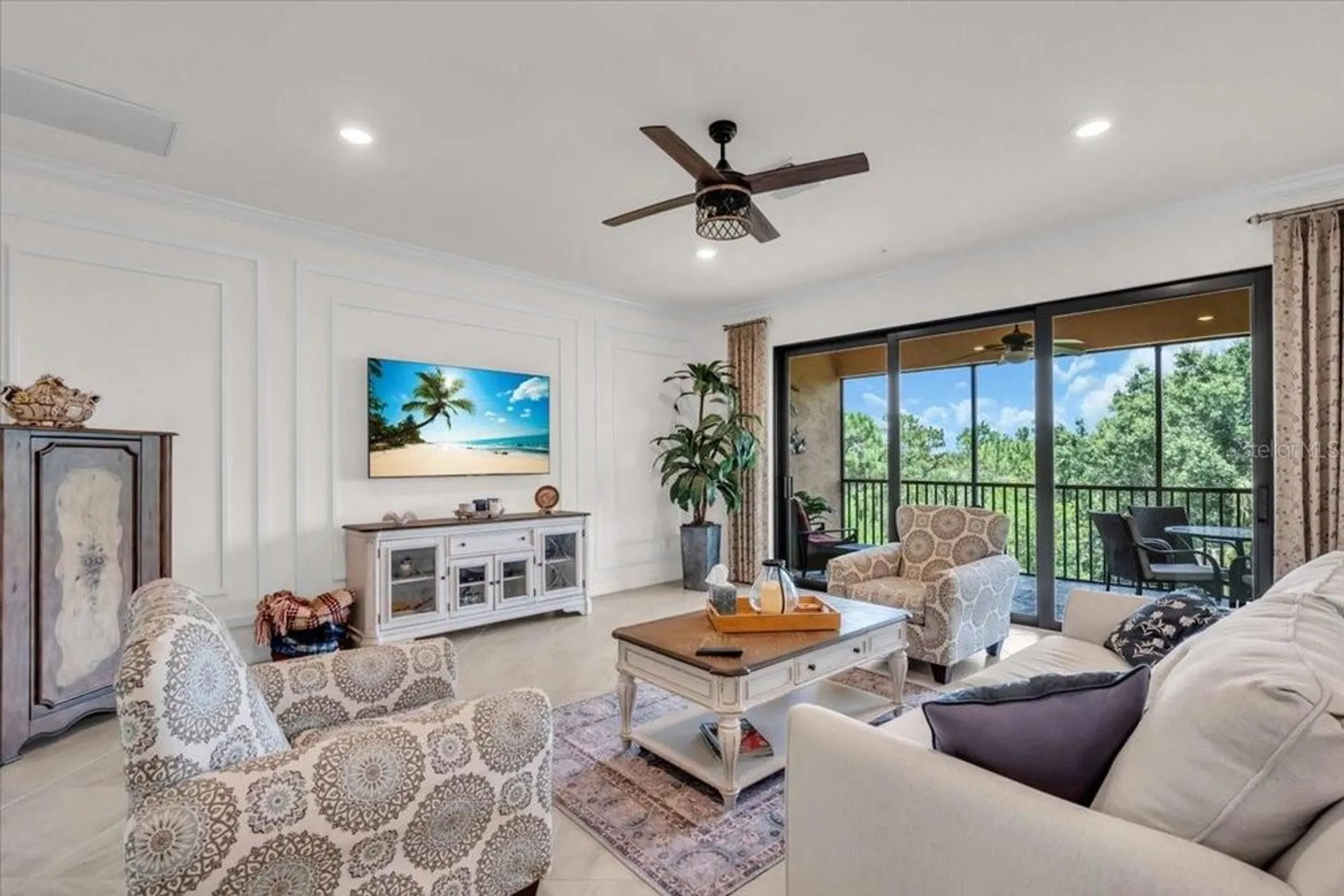 Property Slideshow image 8 of 51 | 10051 crooked creek dr 202, Venice, FL, 34293