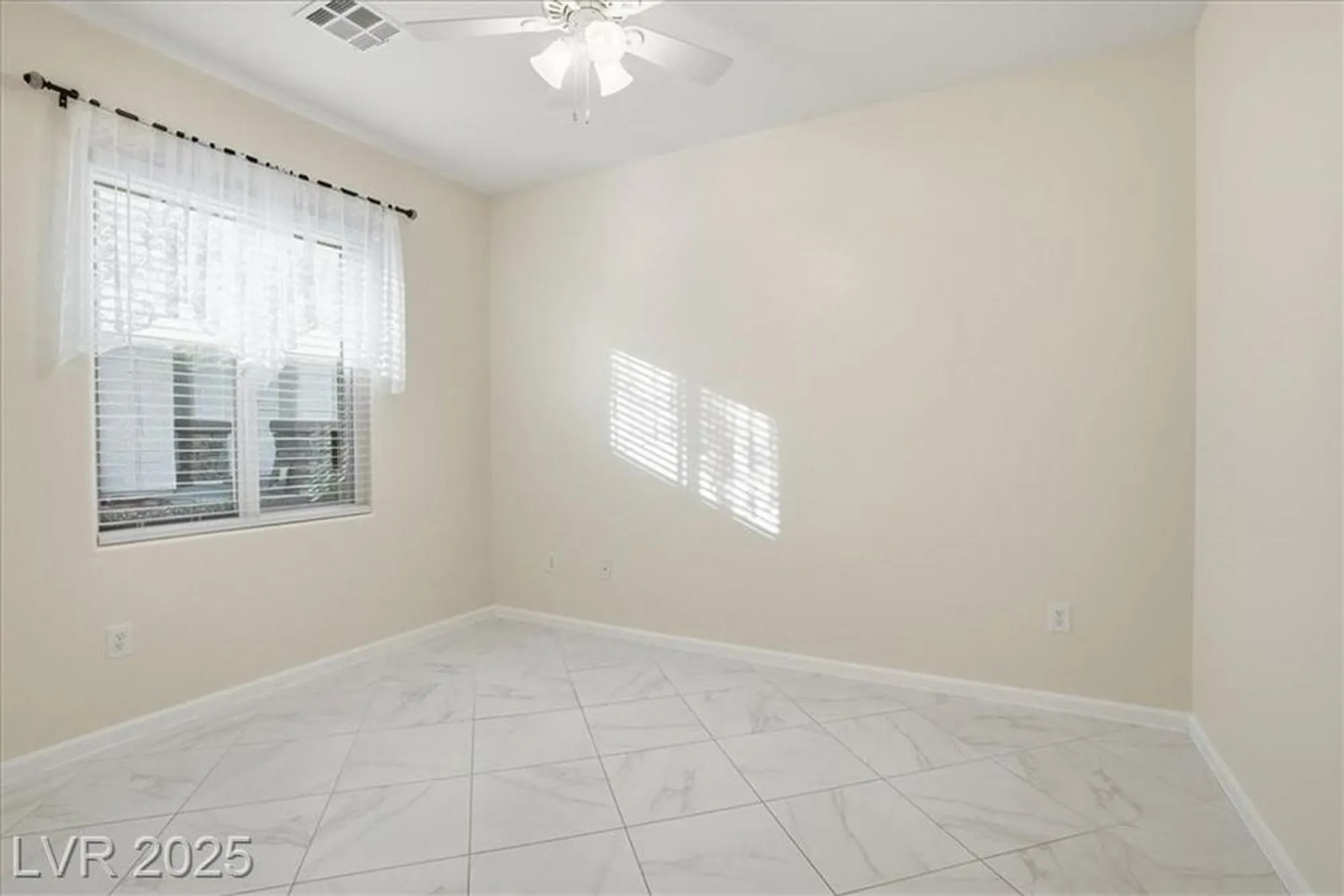 Property Slideshow image 16 of 34 | 2508 nashira st, Henderson, NV, 89044