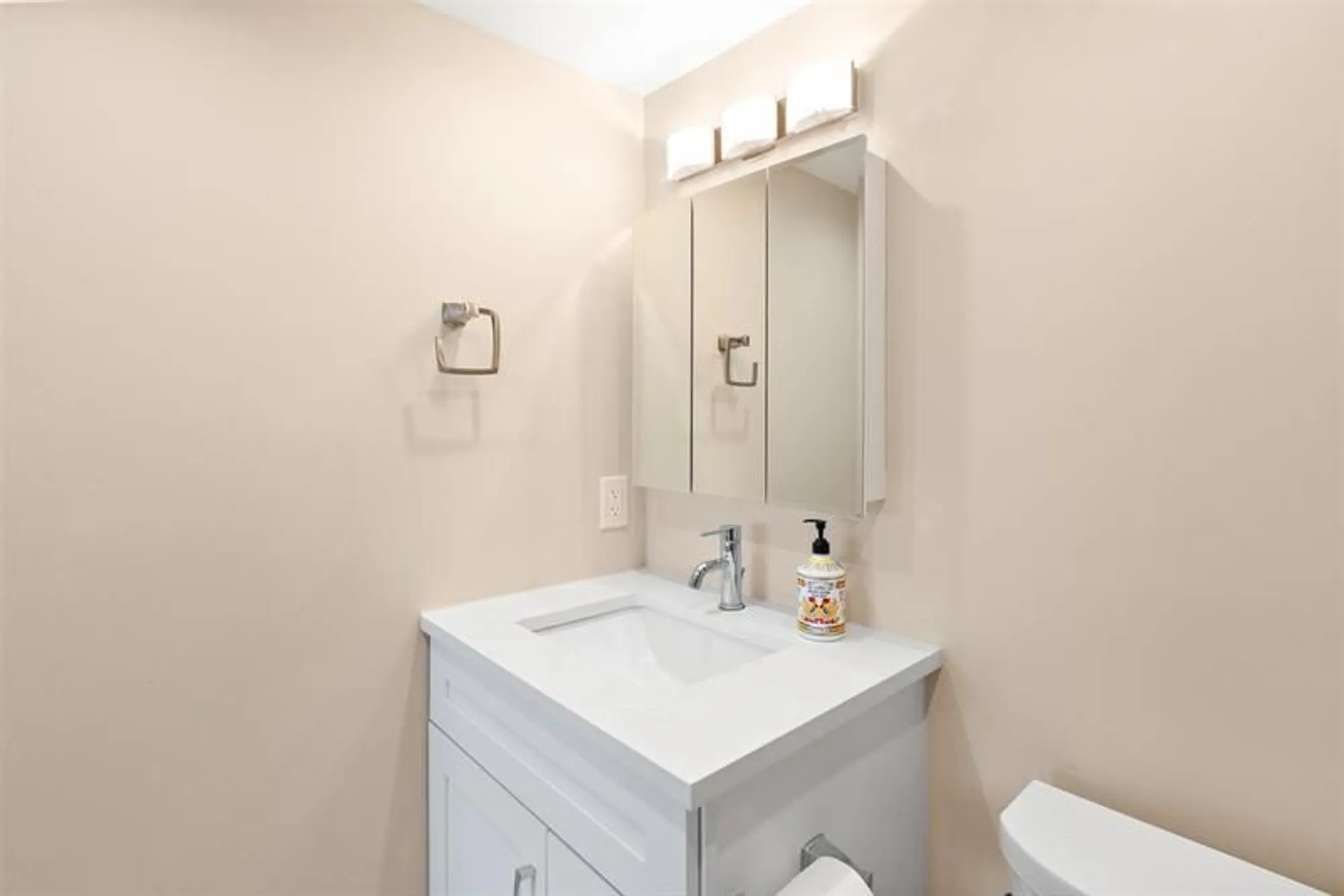 Property Slideshow image 16 of 28 | 3057 newport n # 3057, Deerfield Beach, FL, 33442
