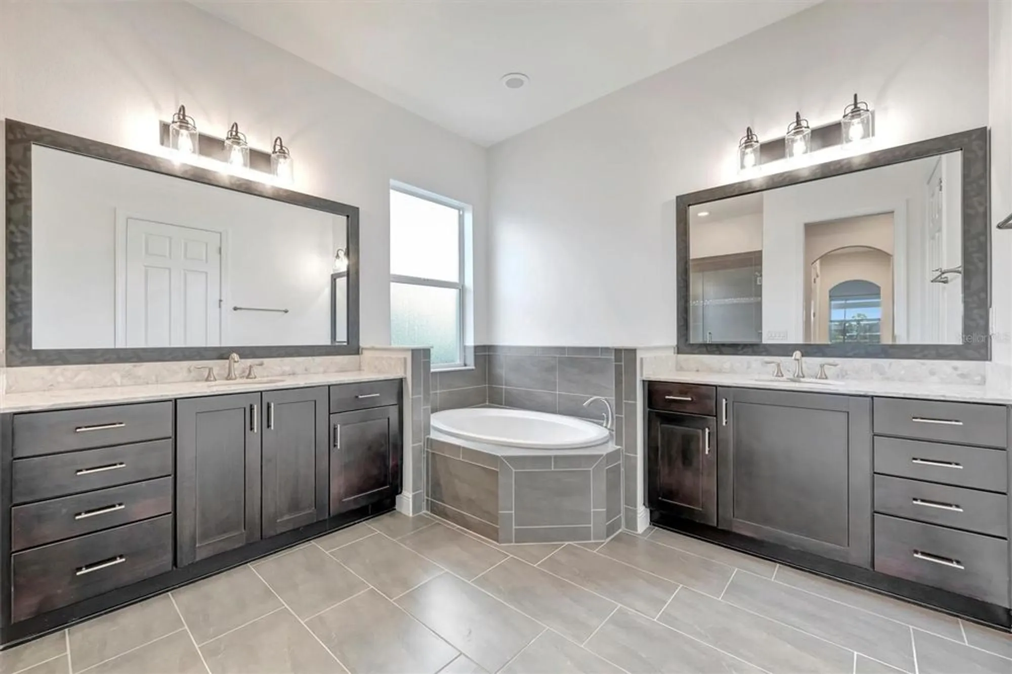 Property Slideshow image 27 of 94 | 5607 tidewater preserve blvd, Bradenton, FL, 34208