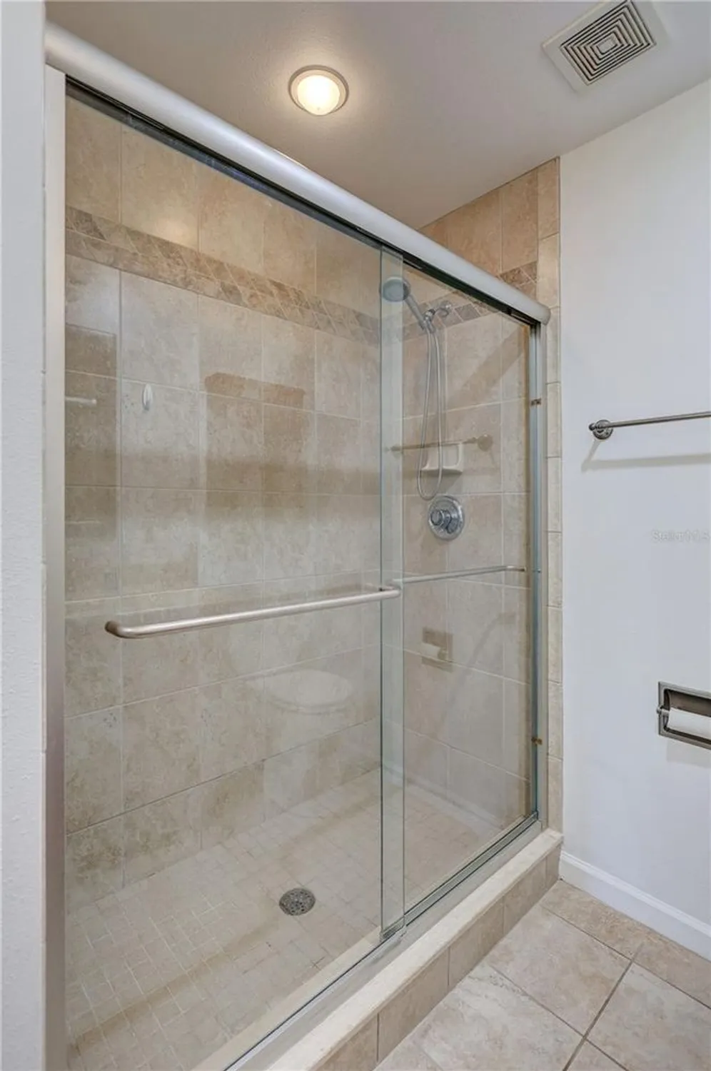 Property Slideshow image 33 of 56 | 19029 us highway 19 n apt 18f, Clearwater, FL, 33764