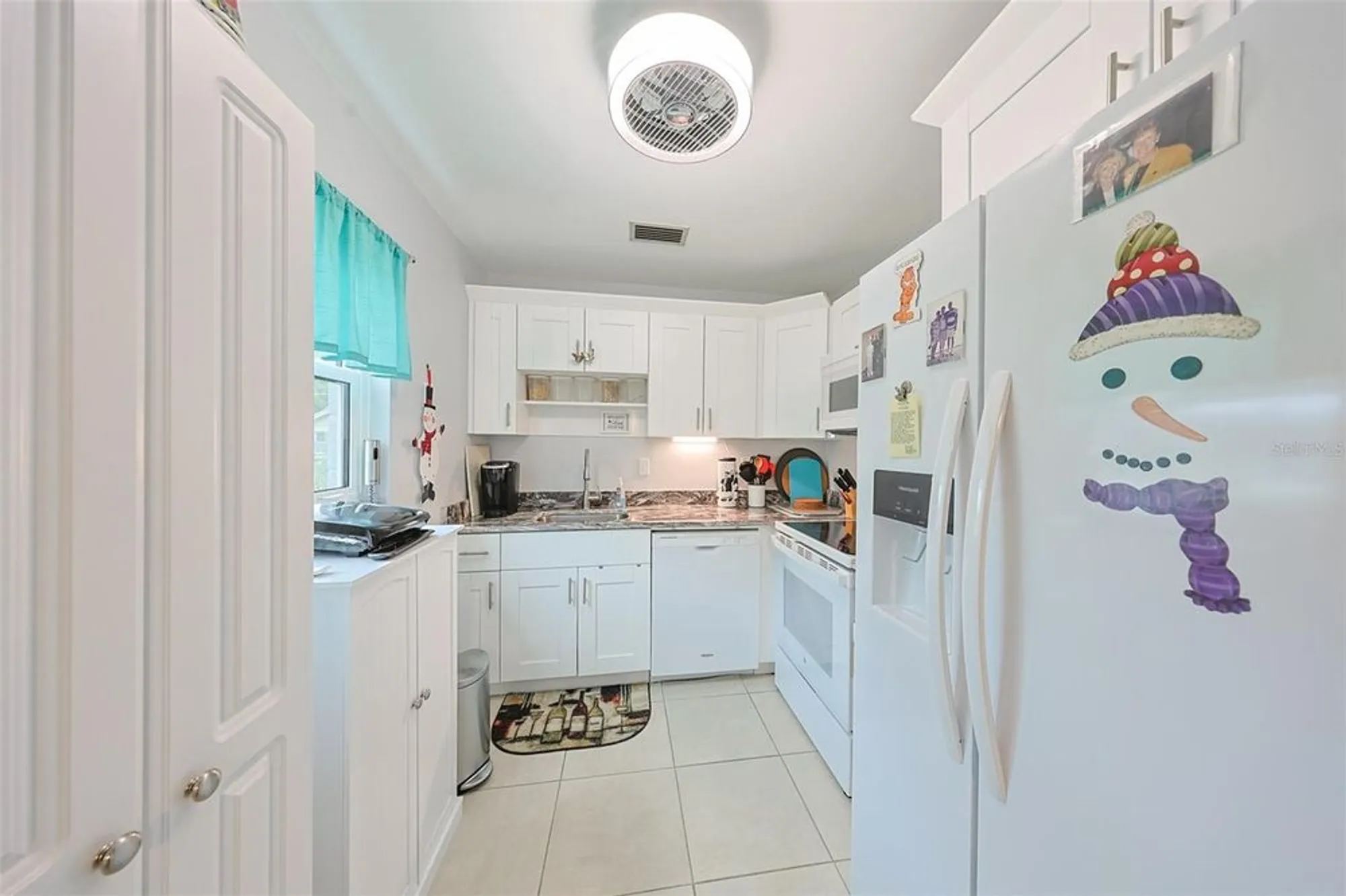 Property Slideshow image 10 of 50 | 302 canton ct unit 56, Sun City Center, FL, 33573