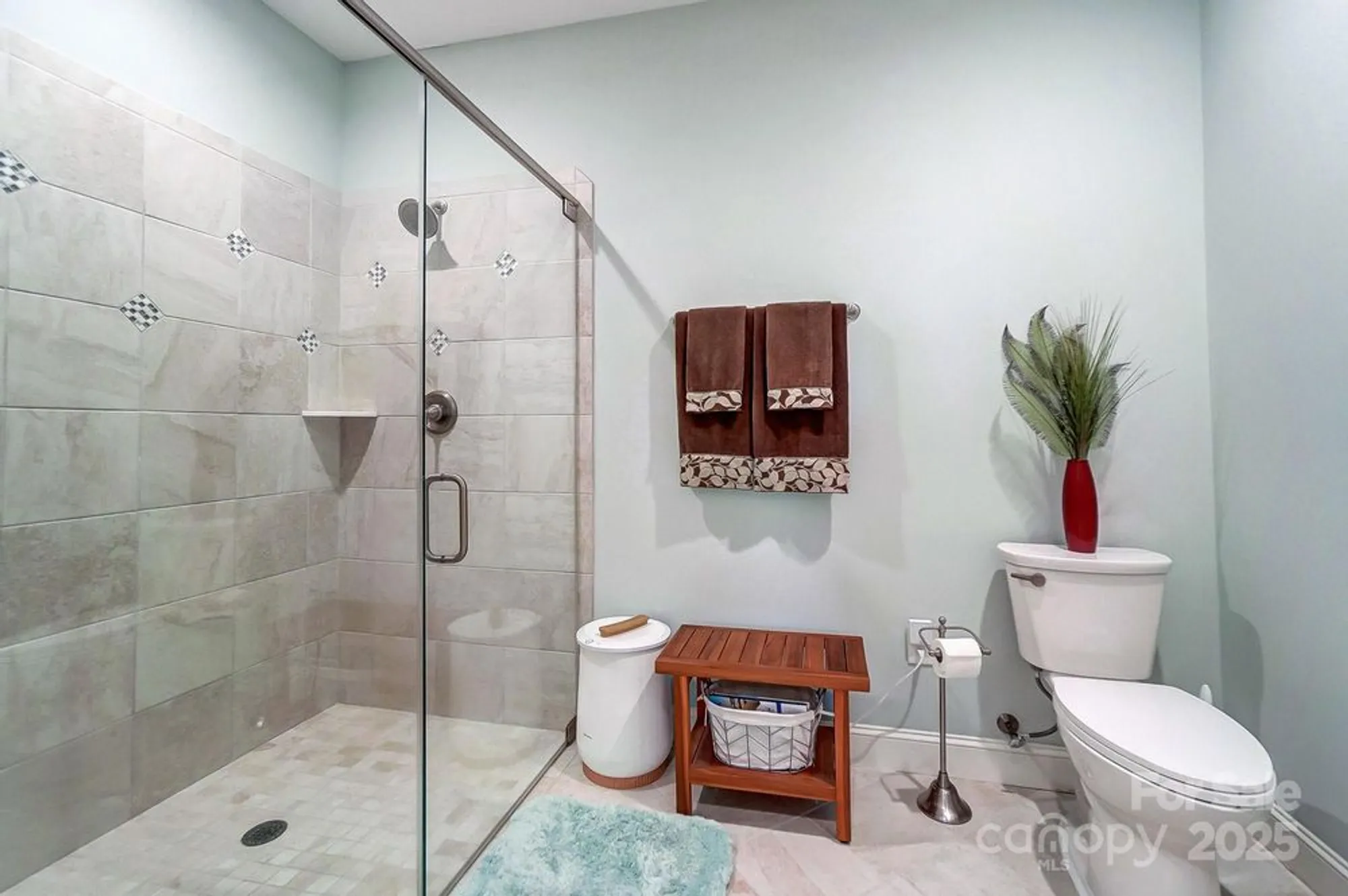 Property Slideshow image 21 of 34 | 8146 viscount ct, Denver, NC, 28037