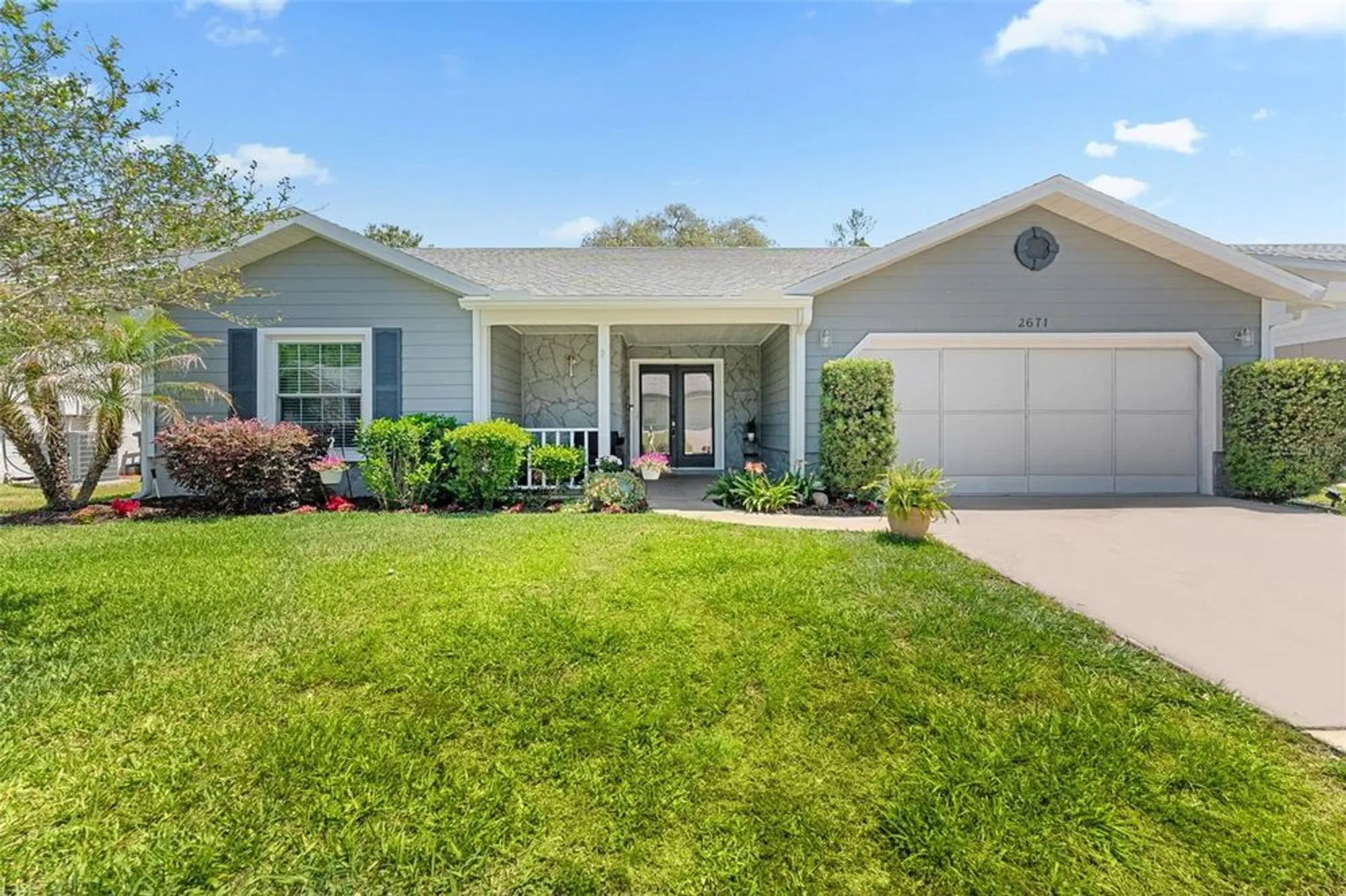 Property Slideshow image 1 of 58 | 2671 royal ridge dr, Spring Hill, FL, 34606