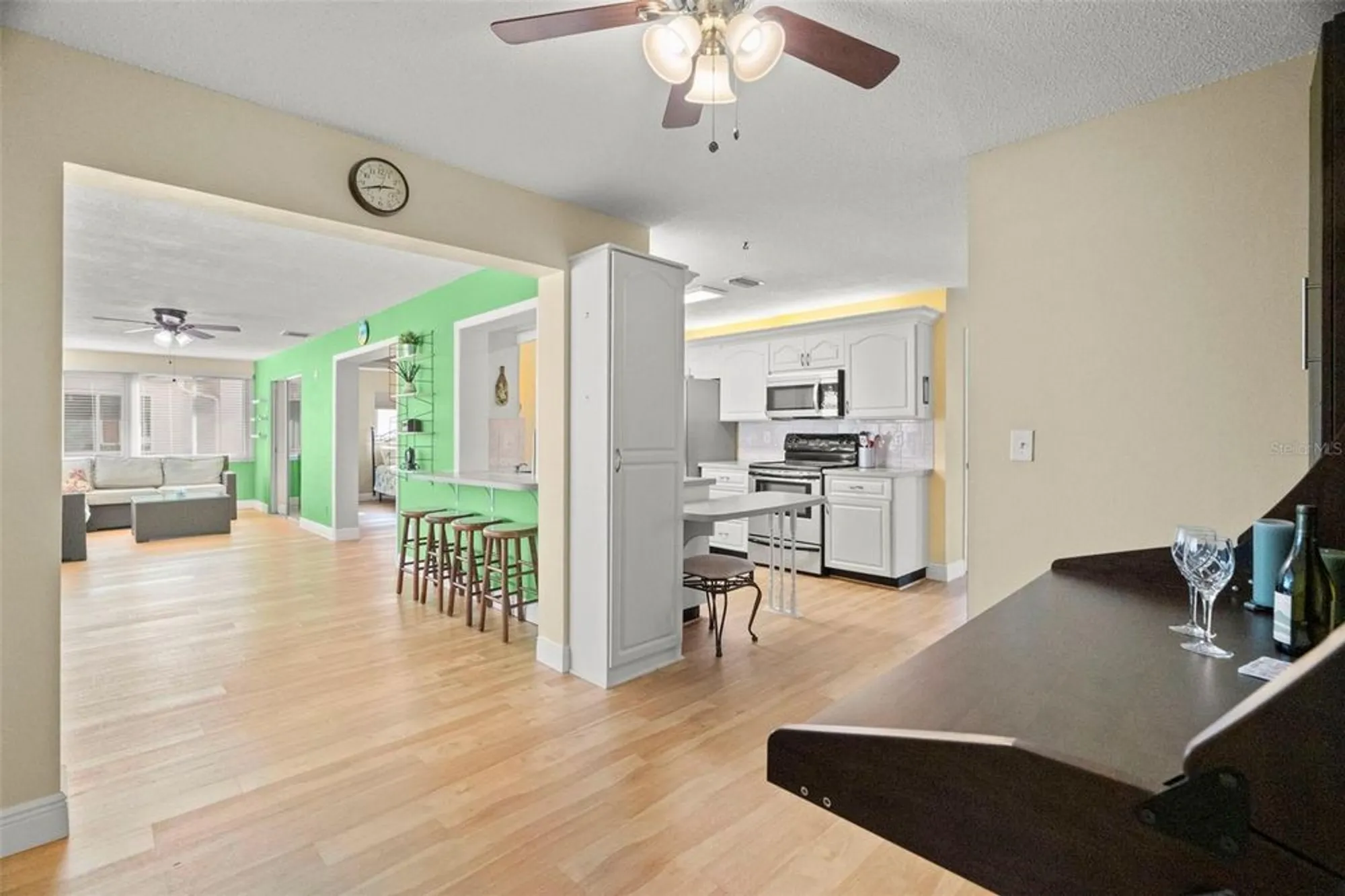 Property Slideshow image 21 of 42 | 10033 37th way n # 3, Pinellas Park, FL, 33782