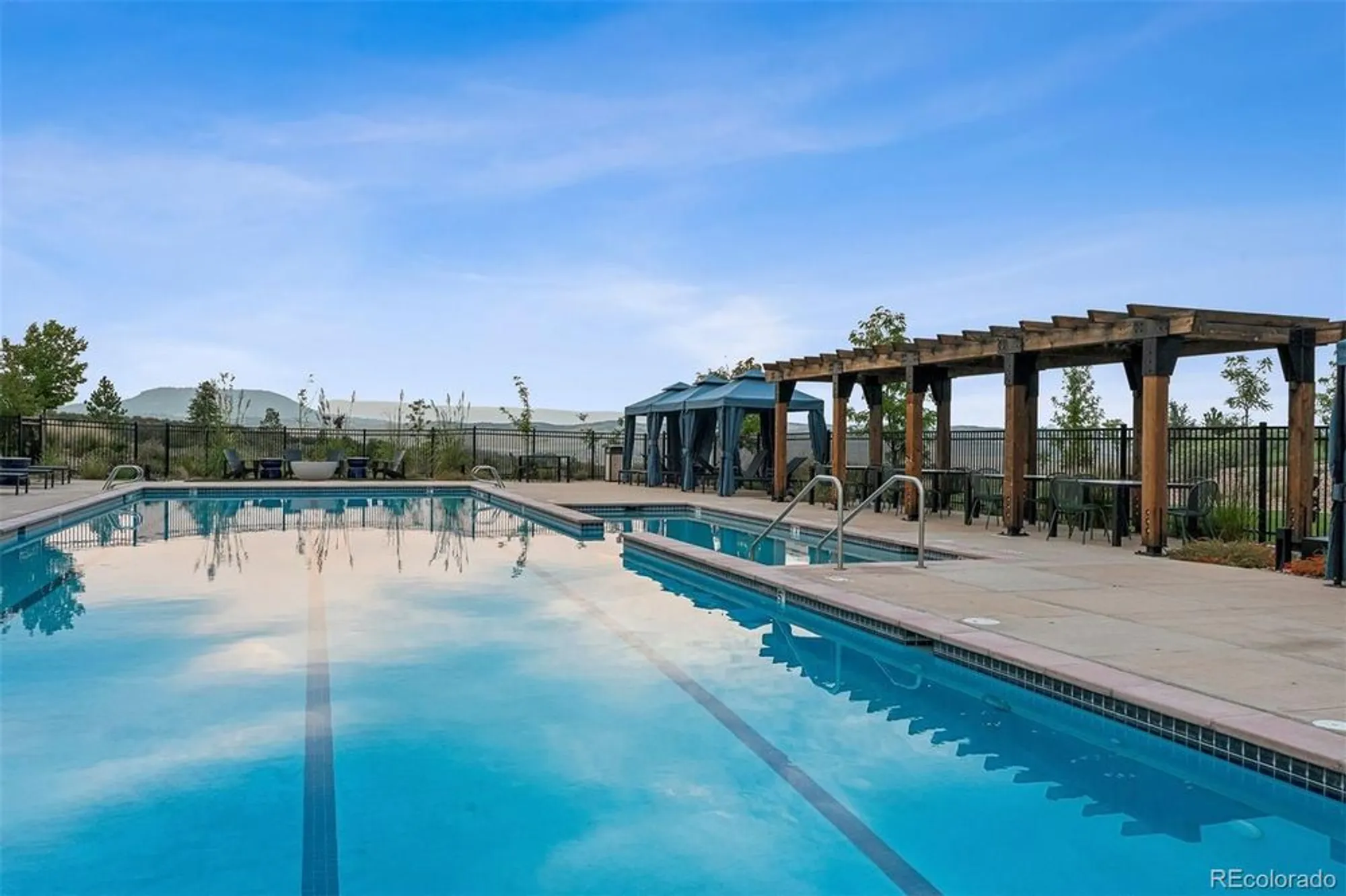 Property Slideshow image 45 of 50 | 532 woodroot cir, Castle Rock, CO, 80104