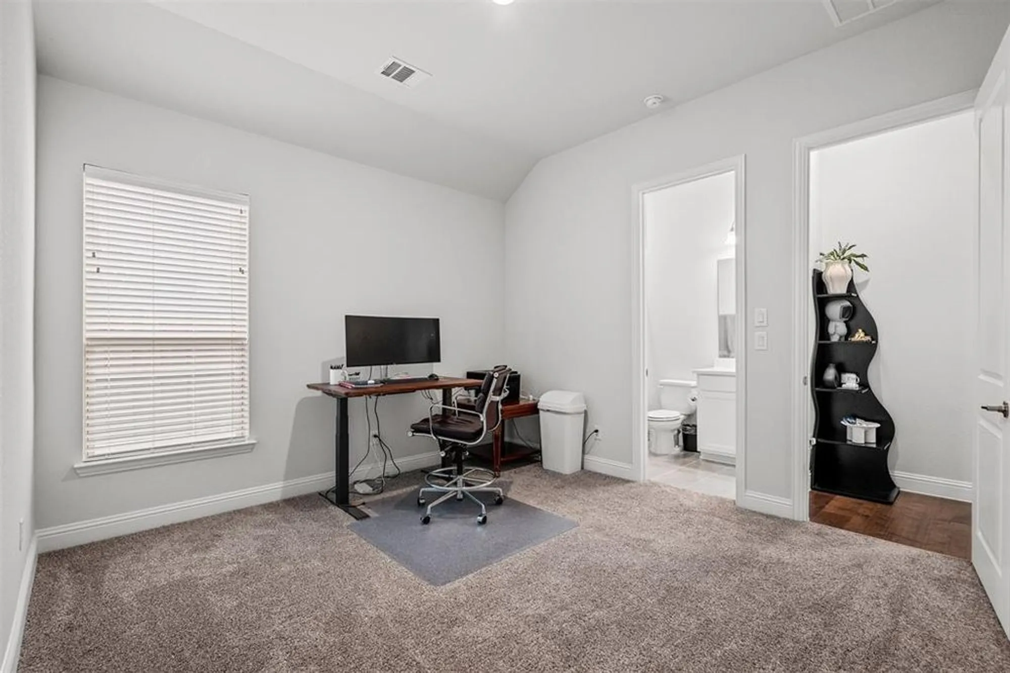 Property Slideshow image 21 of 40 | 2705 cumberland, The Colony, TX, 75056