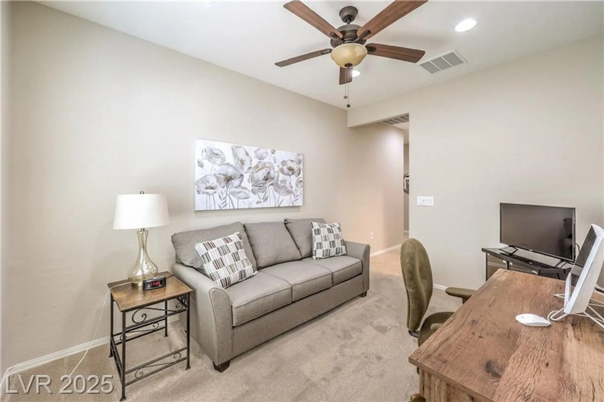 Property Slideshow image 18 of 44 | 7617 fieldfare dr, North Las Vegas, NV, 89084