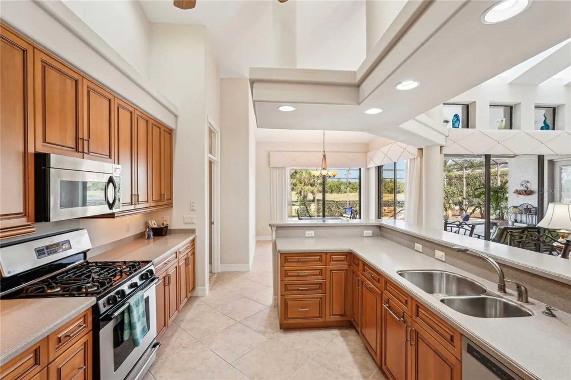 Property Slideshow image 8 of 52 | 5112 white ibis dr, North Port, FL, 34287