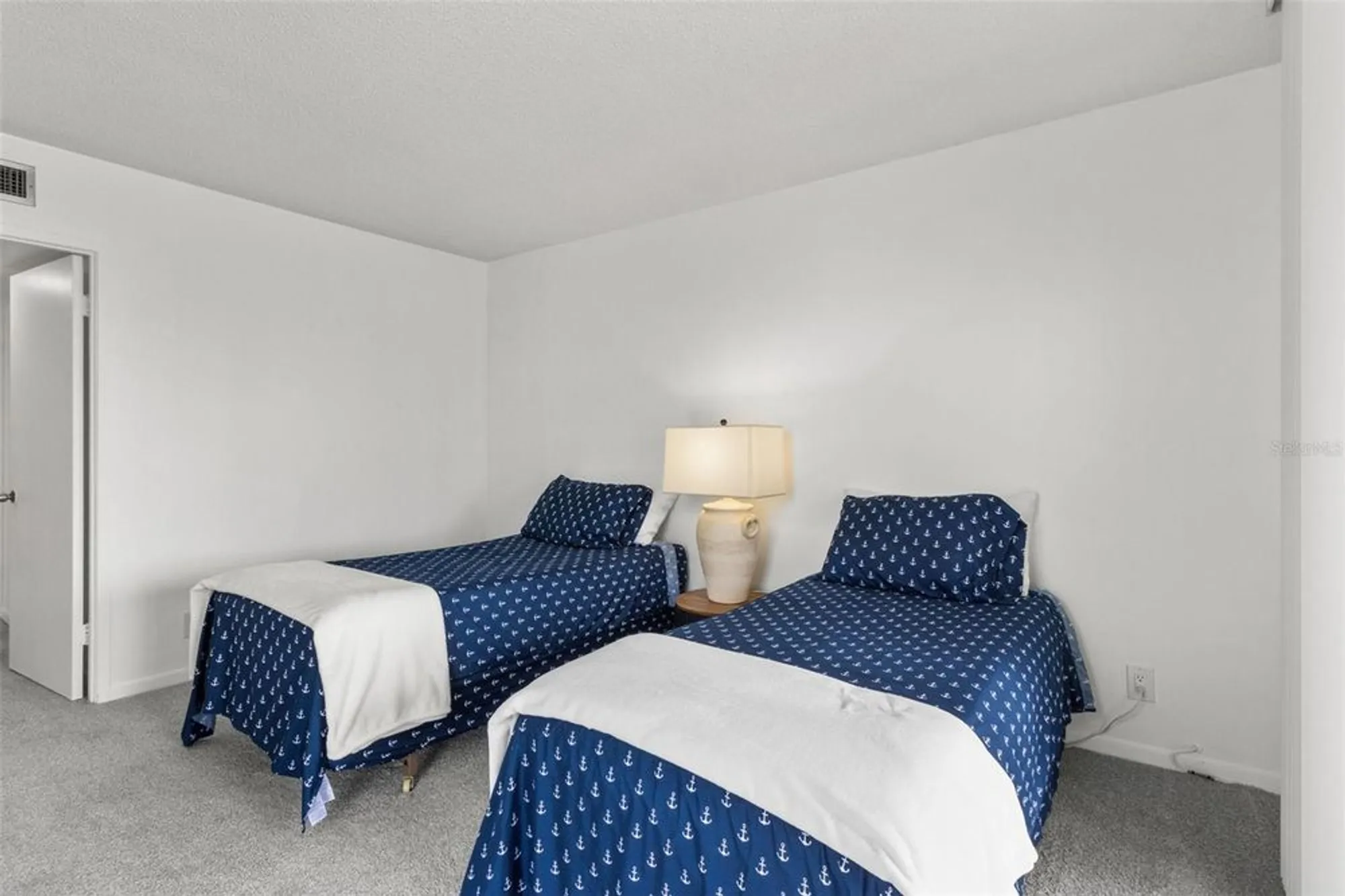 Property Slideshow image 31 of 58 | 7400 sun island dr 412, South Pasadena, FL, 33707