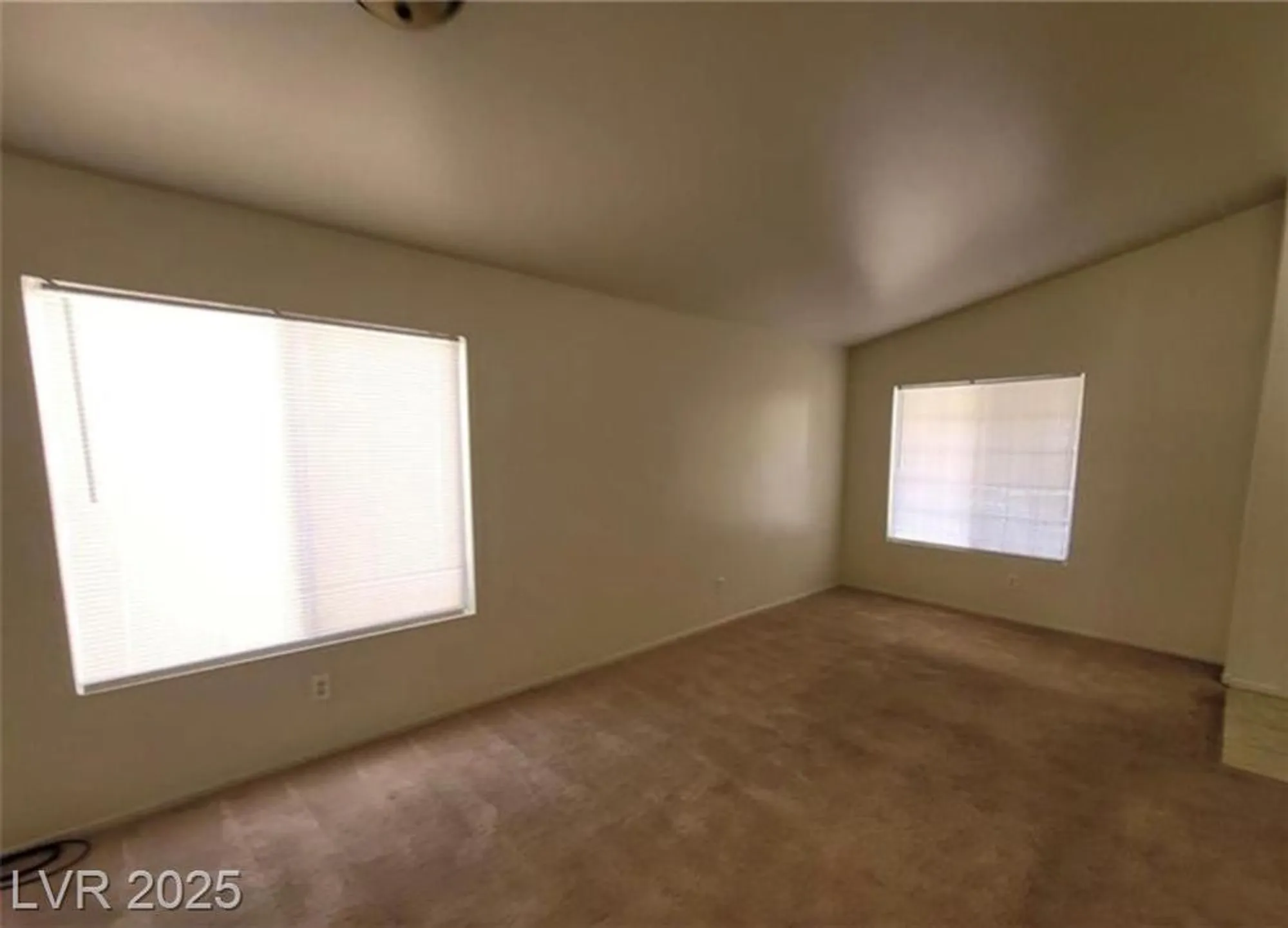 Property Slideshow image 3 of 42 | 4856 minturn ave, Las Vegas, NV, 89130
