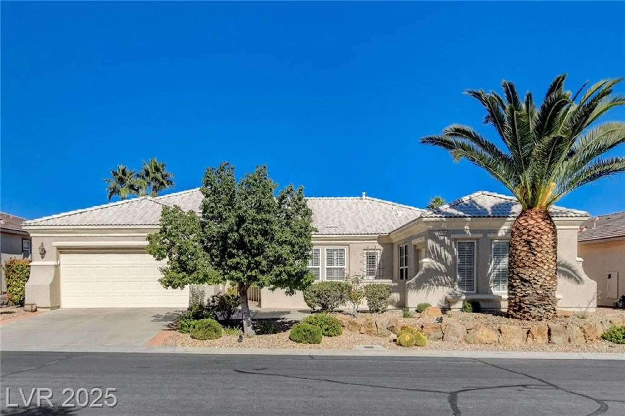 Property Slideshow image 1 of 50 | 10504 bambola pl, Las Vegas, NV, 89135