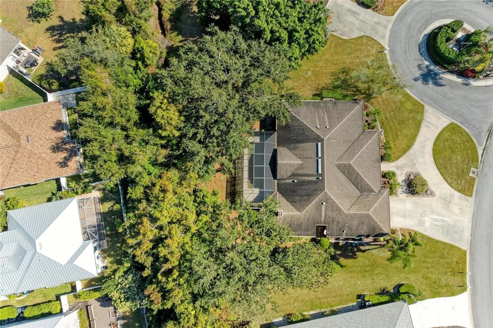 Property Slideshow image 67 of 83 | 5668 country lakes dr, Sarasota, FL, 34243