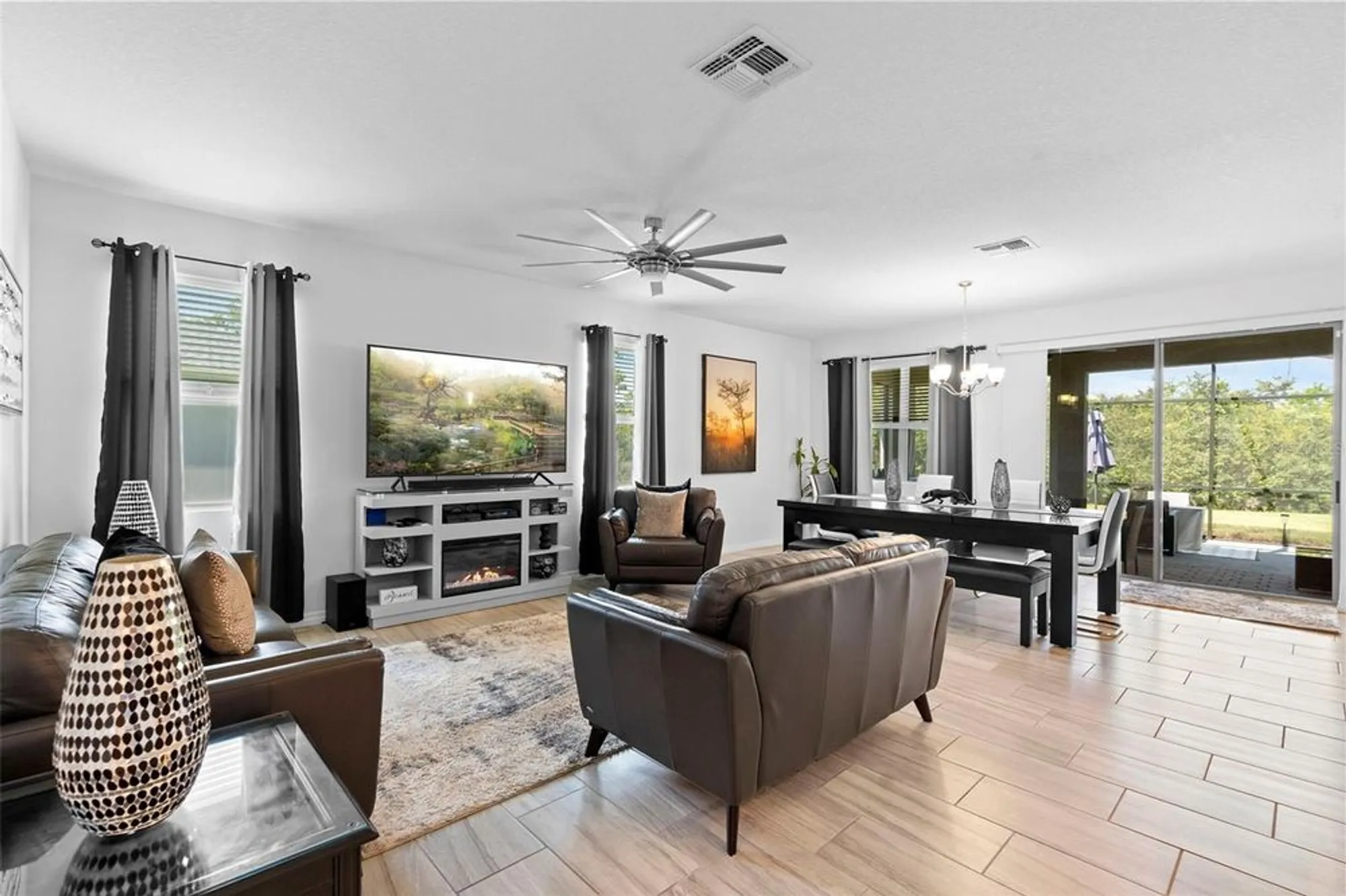 Property Slideshow image 11 of 68 | 3903 winged elm ct, Clermont, FL, 34714