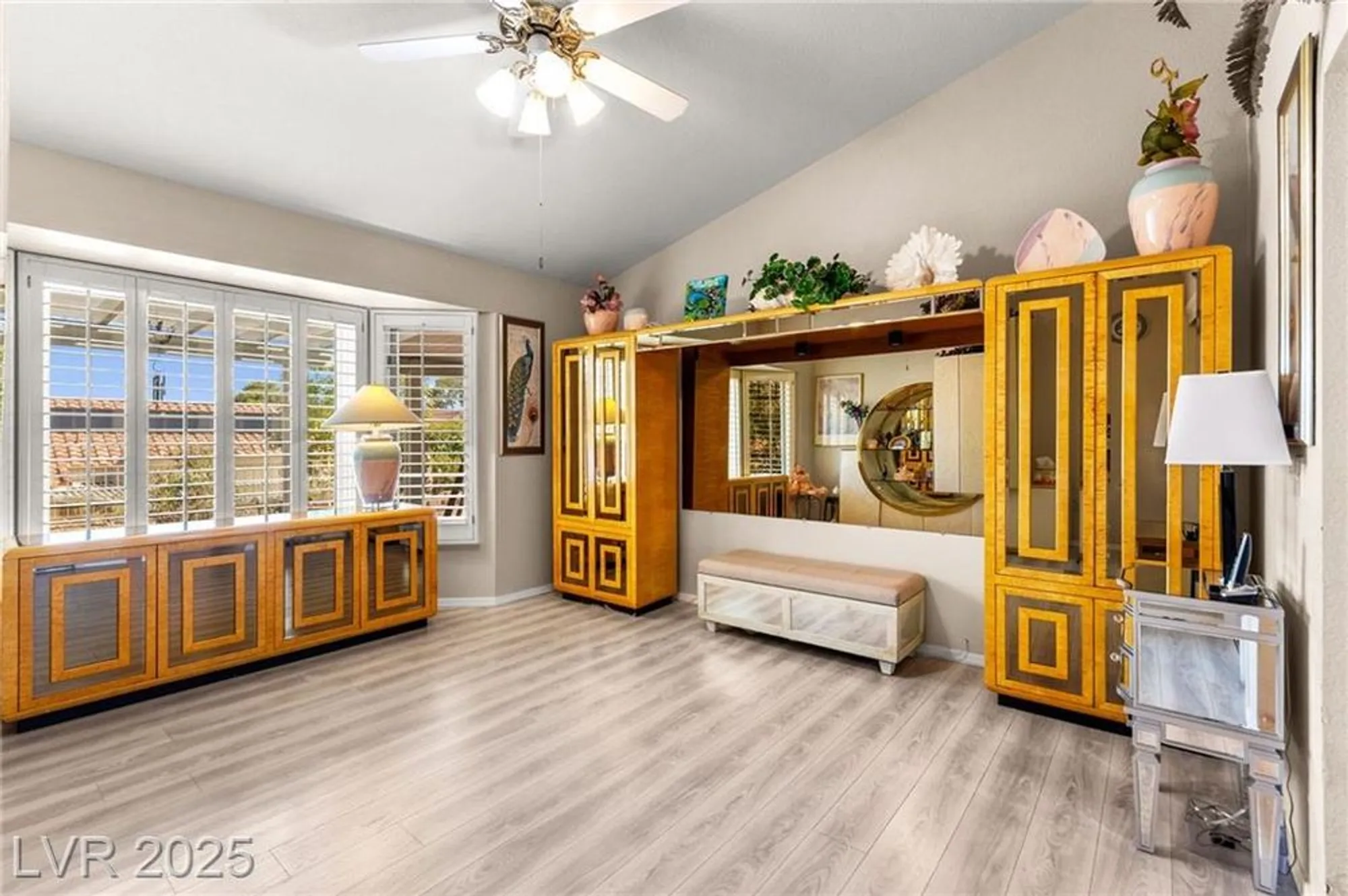 Property Slideshow image 15 of 26 | 2712 lotus hill dr, Las Vegas, NV, 89134