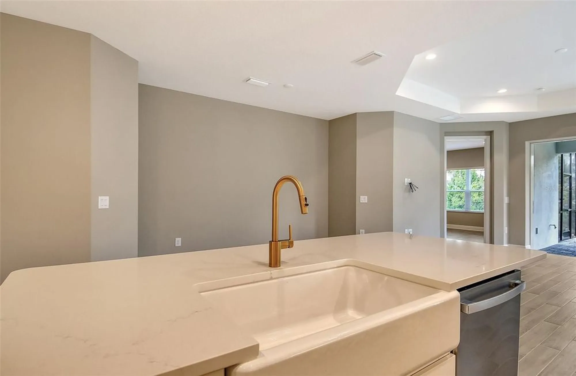 Property Slideshow image 19 of 35 | 12709 palatka dr, Venice, FL, 34293