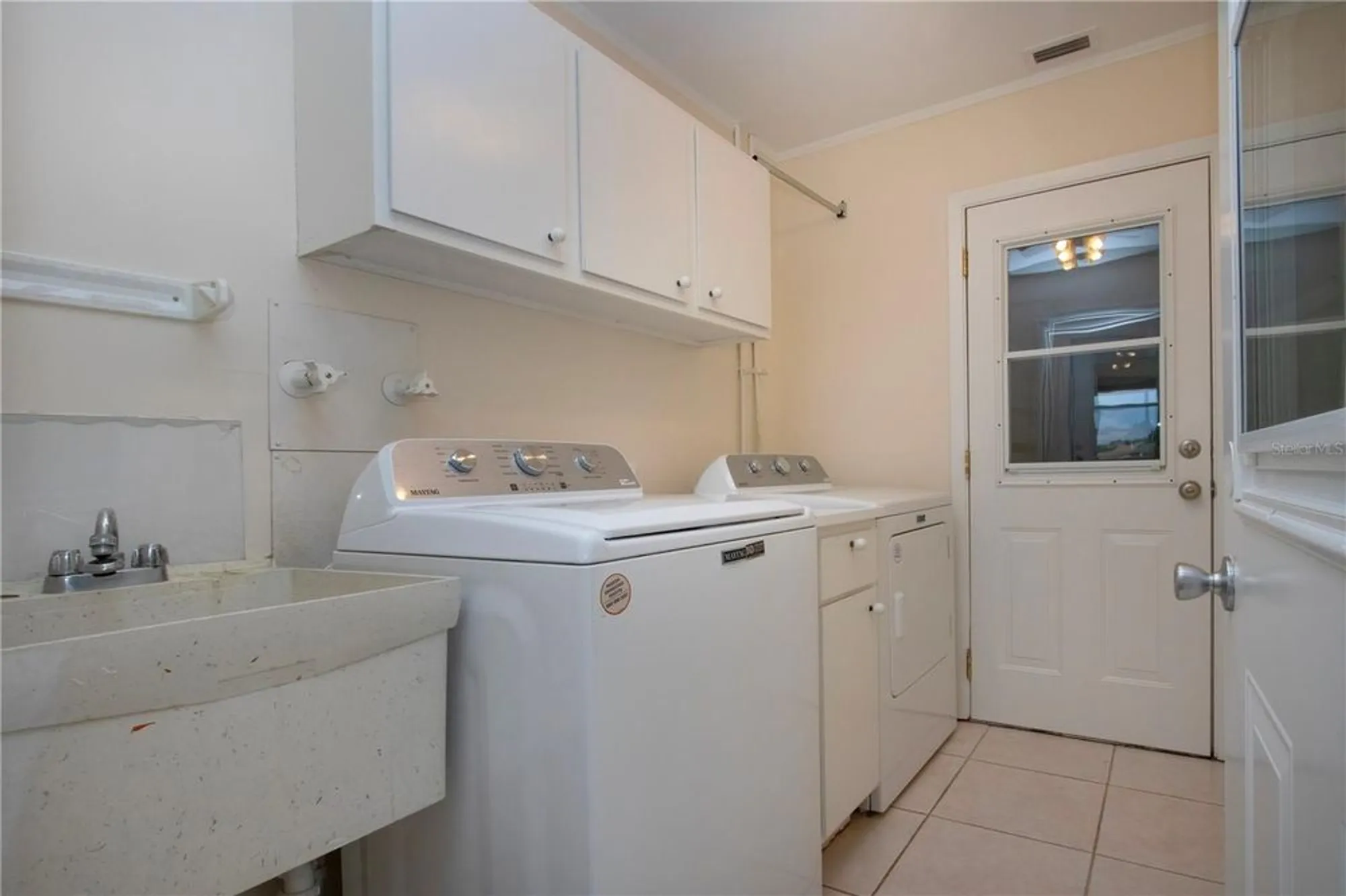 Property Slideshow image 42 of 56 | 1715 danbury dr, Sun City Center, FL, 33573