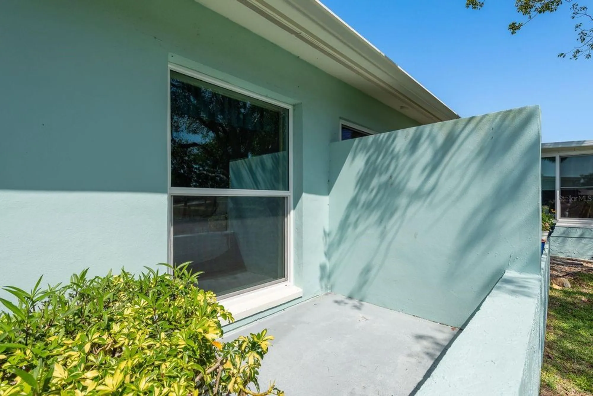Property Slideshow image 23 of 55 | 2738 sherbrooke ln c, Palm Harbor, FL, 34684