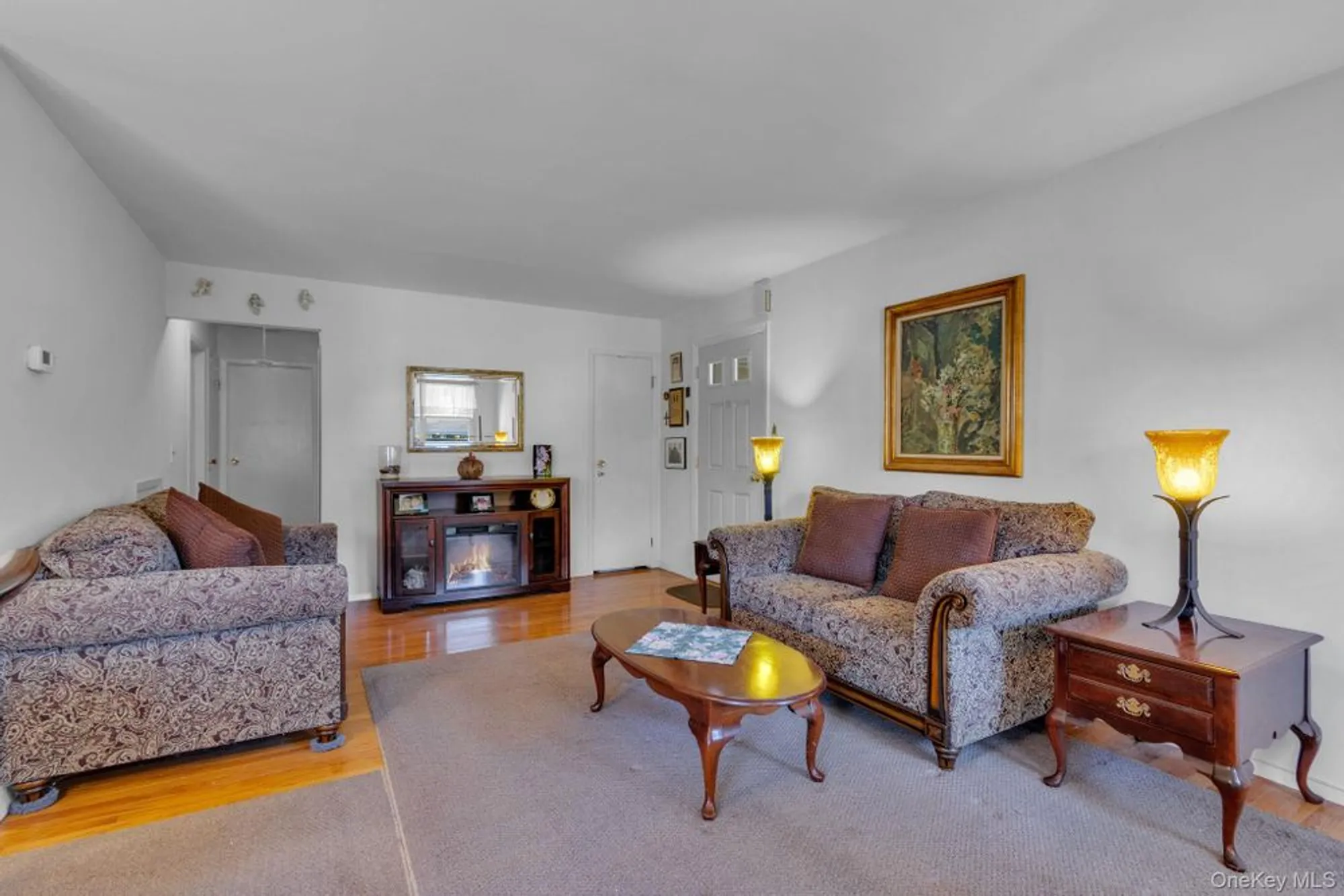 Property Slideshow image 8 of 44 | 34 warwick pl c, Yorktown Heights, NY, 10598