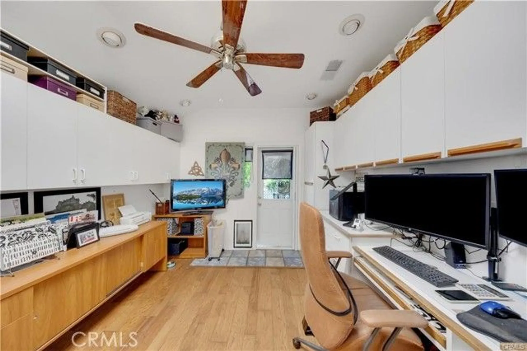 Property Slideshow image 24 of 44 | 40370 via francisco, Murrieta, CA, 92562