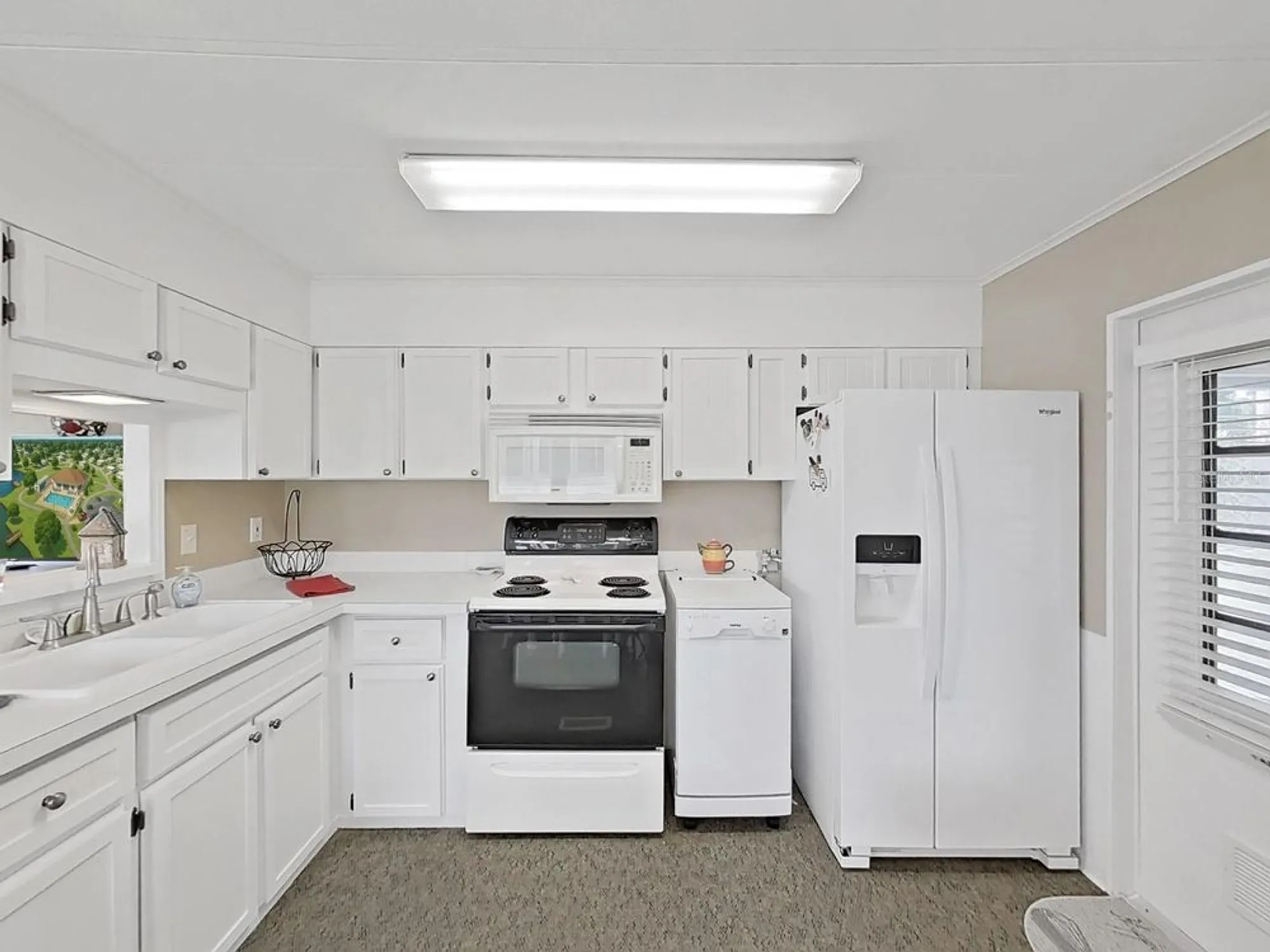 Property Slideshow image 19 of 48 | 4859 foxwood blvd, Lakeland, FL, 33810