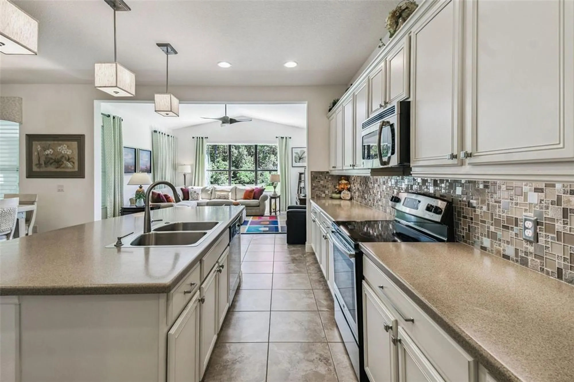 Property Slideshow image 21 of 68 | 759 villa park rd, Poinciana, FL, 34759
