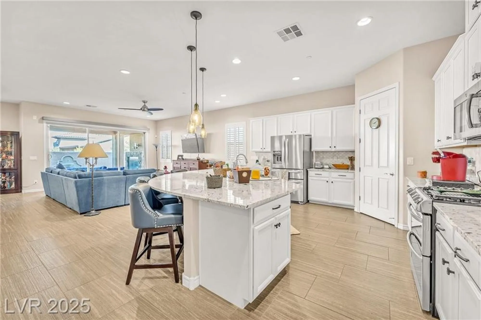 Property Slideshow image 7 of 49 | 755 merry maple st, Henderson, NV, 89011