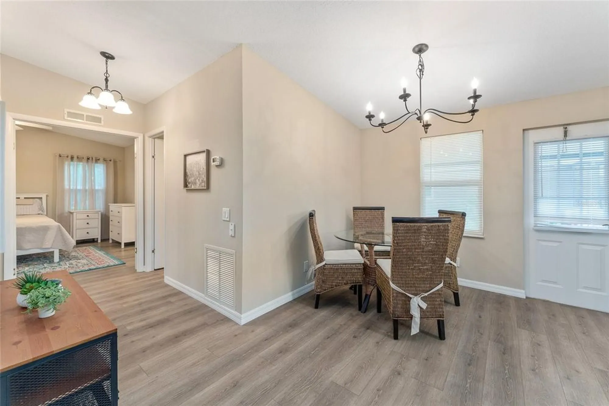 Property Slideshow image 19 of 67 | 1607 doral cir, Lady Lake, FL, 32159