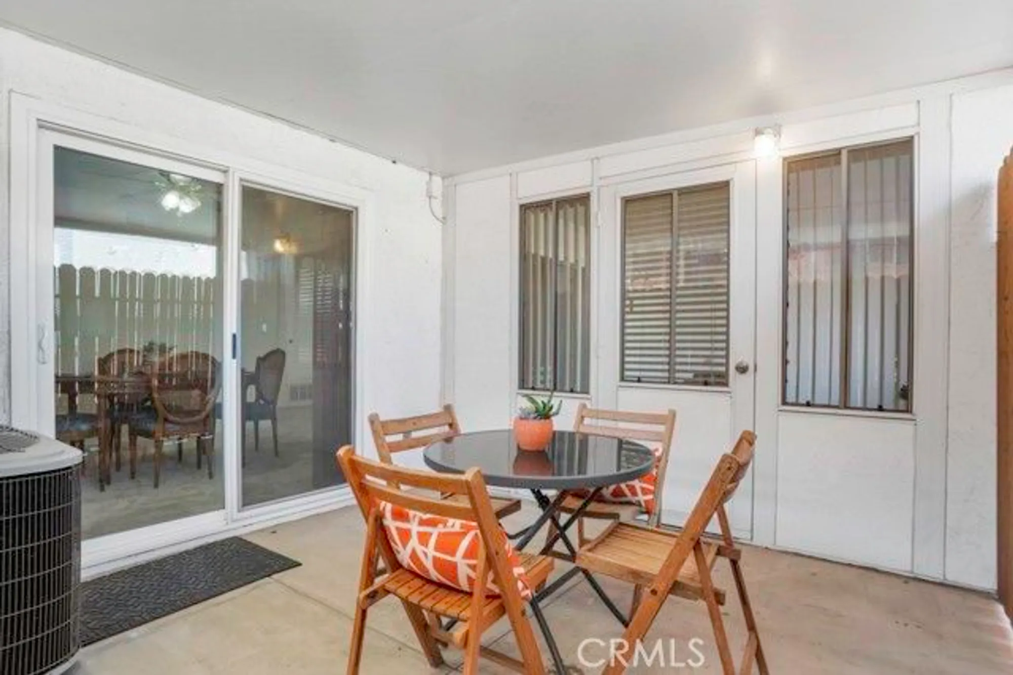 Property Slideshow image 19 of 27 | 26822 avenue of the oaks, Newhall, CA, 91321