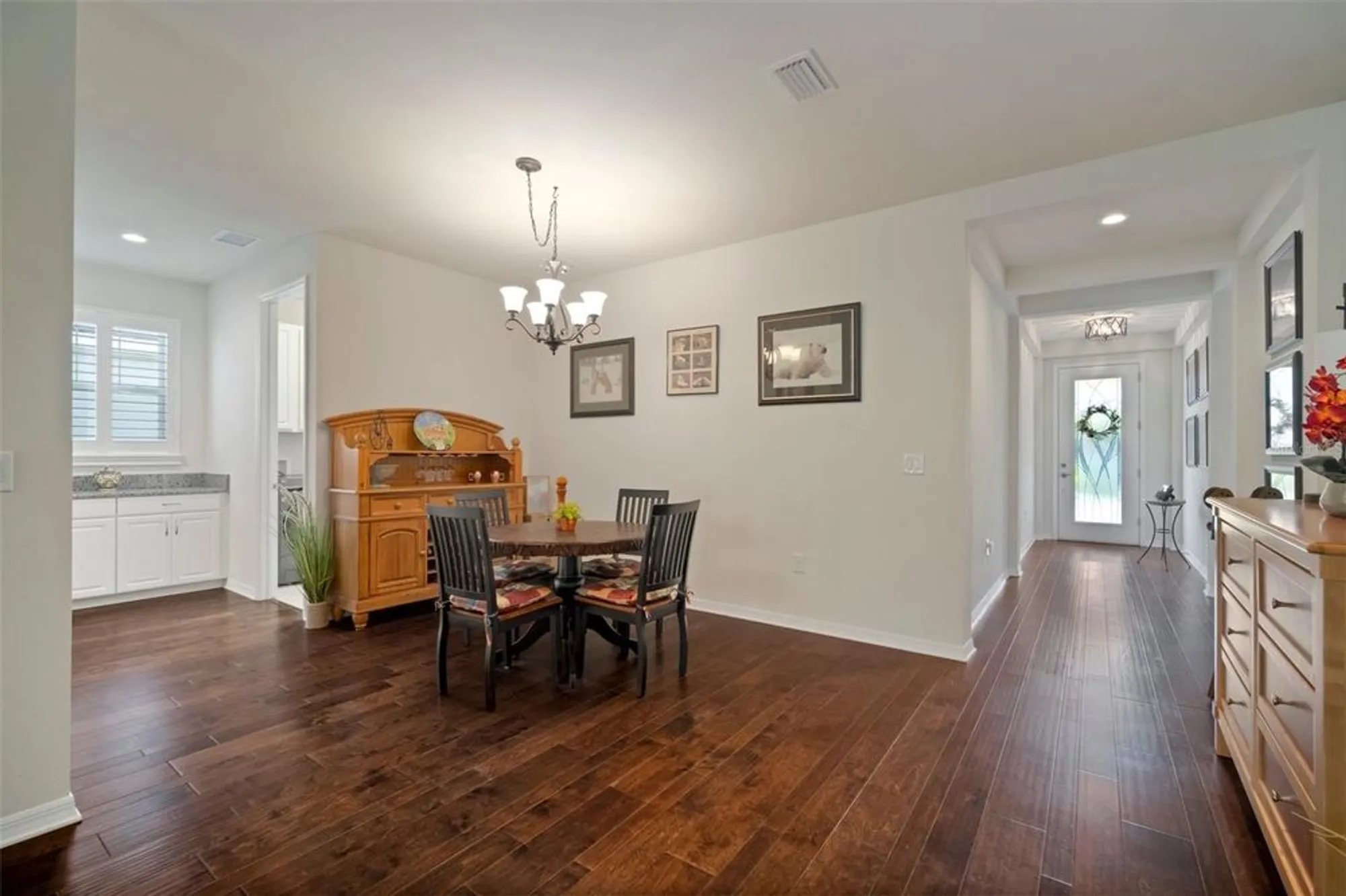 Property Slideshow image 23 of 93 | 5102 coastal scene dr, Apollo Beach, FL, 33572