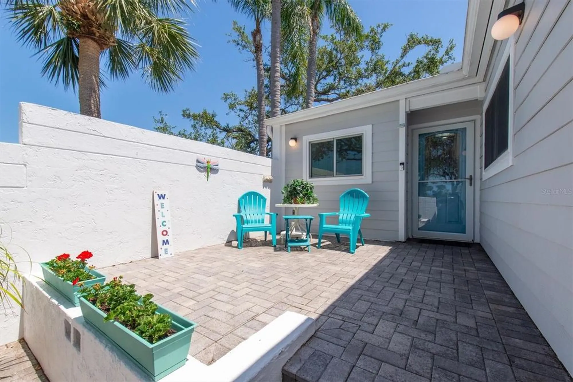 Property Slideshow image 4 of 57 | 801 waterside ln, Bradenton, FL, 34209