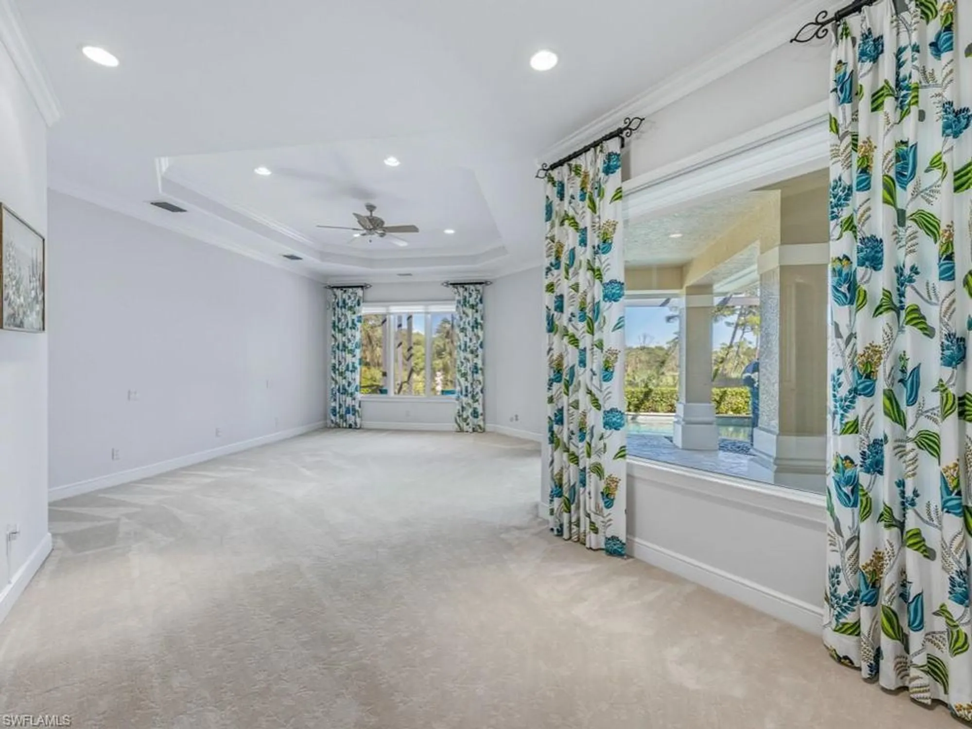 Property Slideshow image 16 of 48 | 3440 creekview dr, Bonita Springs, FL, 34134
