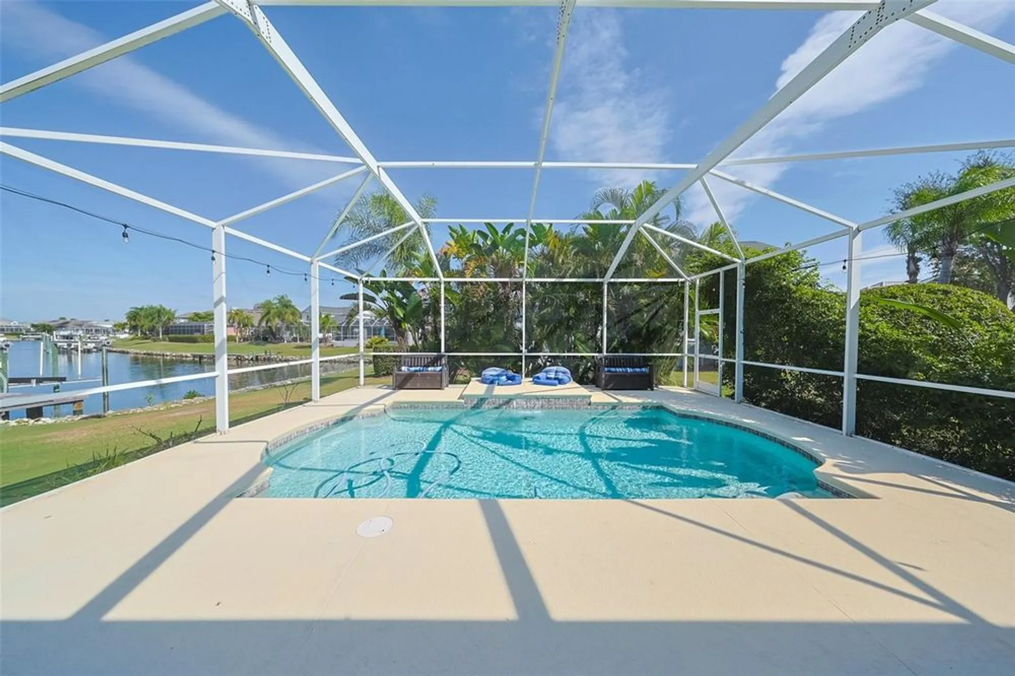 Property Slideshow image 51 of 74 | 613 manns harbor dr, Apollo Beach, FL, 33572