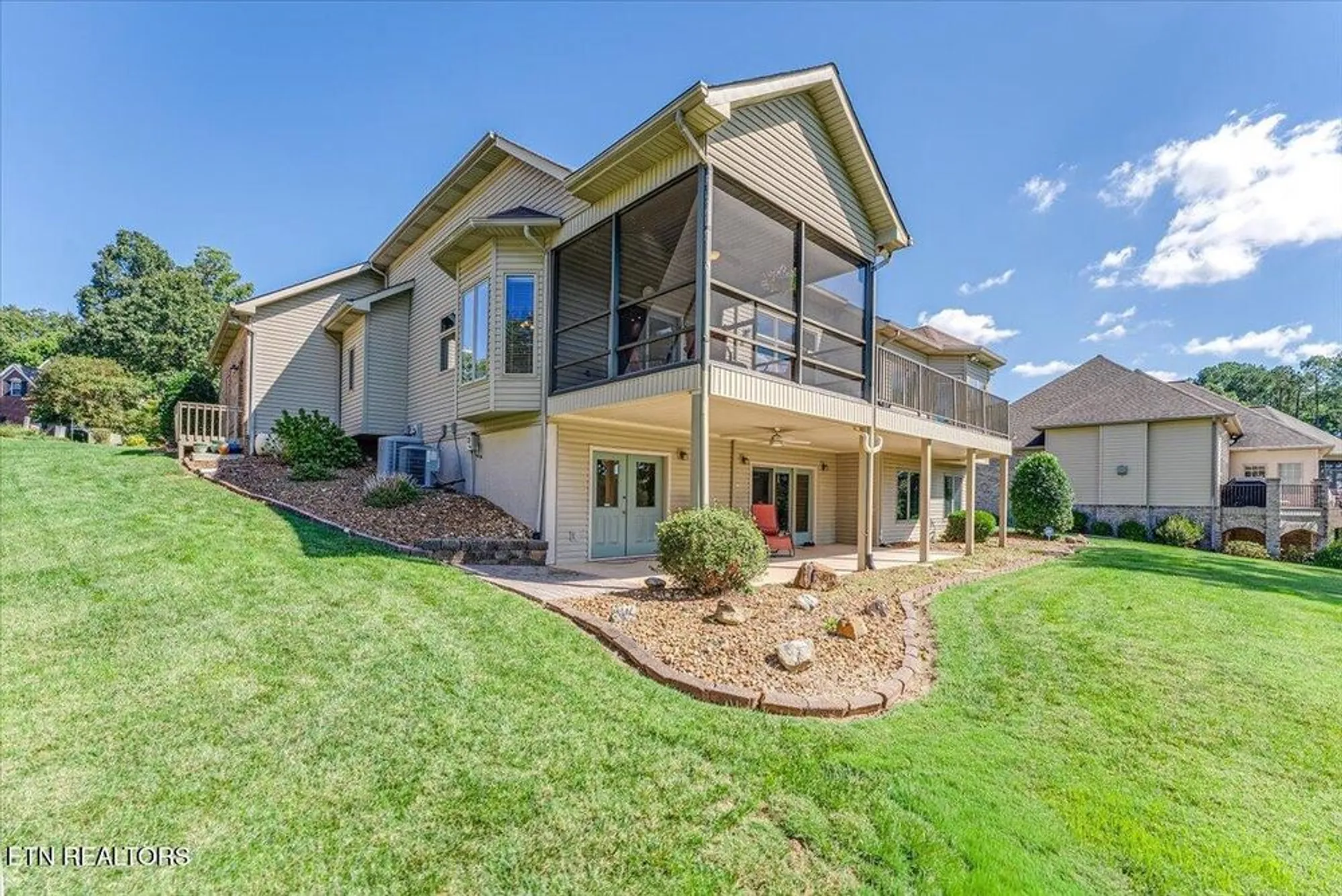 Property Slideshow image 4 of 55 | 108 wewoka way, Loudon, TN, 37774