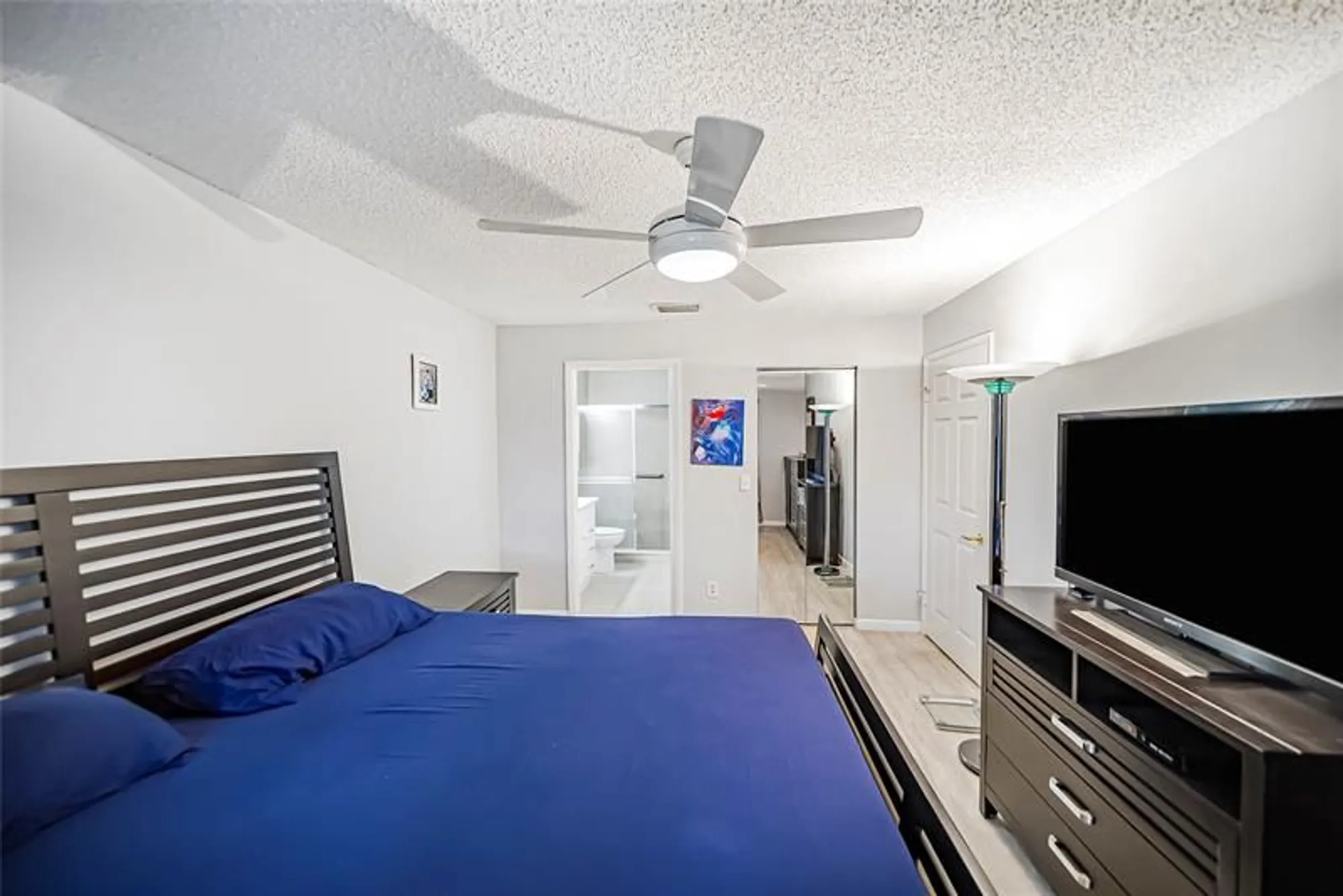 Property Slideshow image 18 of 34 | 18527 horizon ave b, Boca Raton, FL, 33496